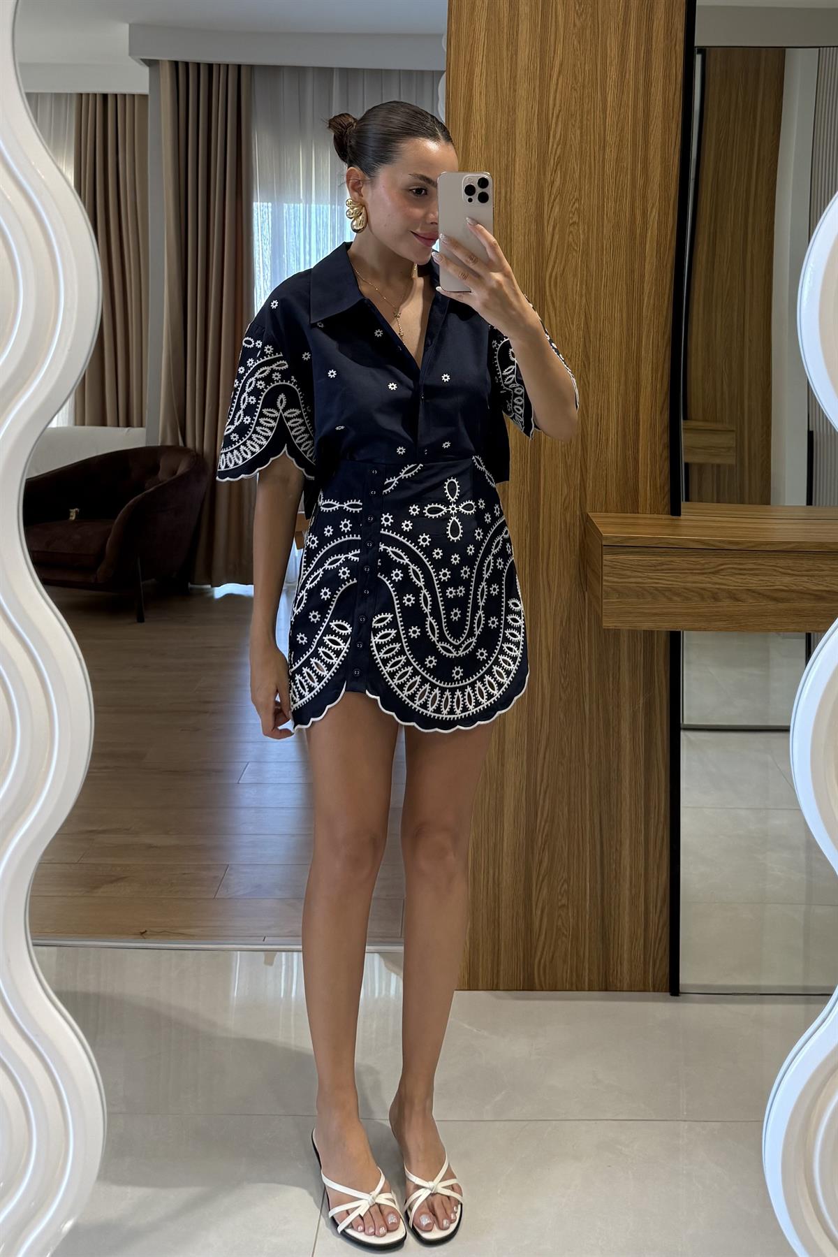 Oriya Nakışlı Lacivert Şort Etek