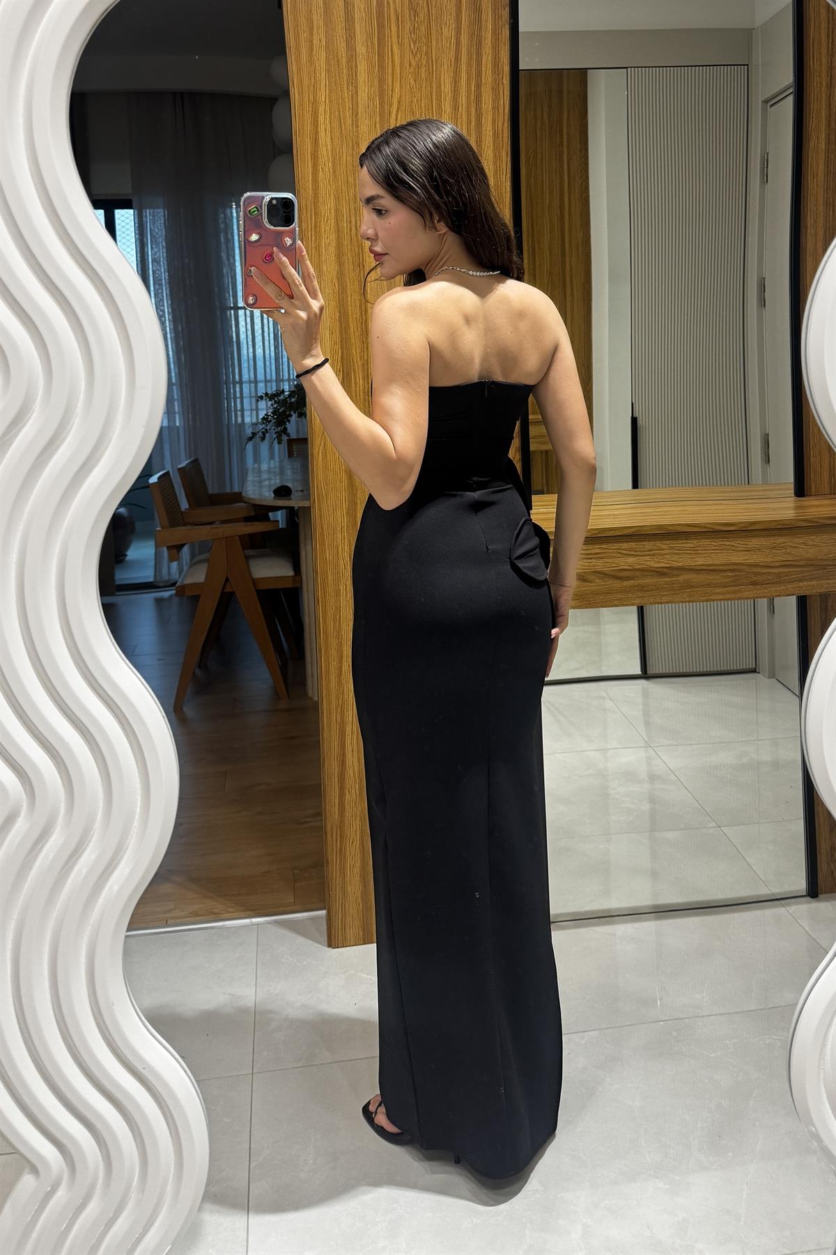 Orselle Siyah Gül Detaylı Straplez Elbise