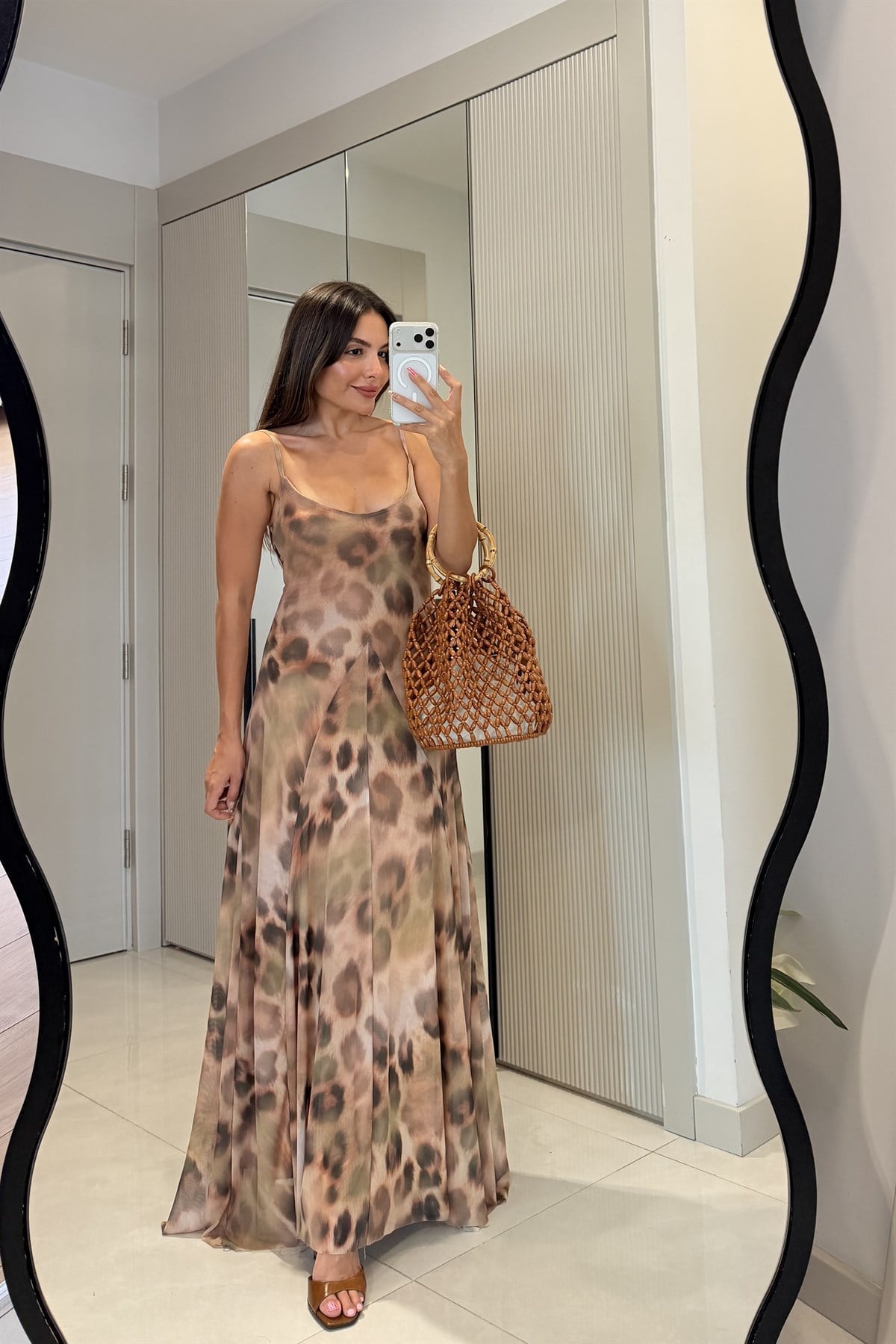 Ottavia  Kahve Leopar Askılı Maxi Elbise