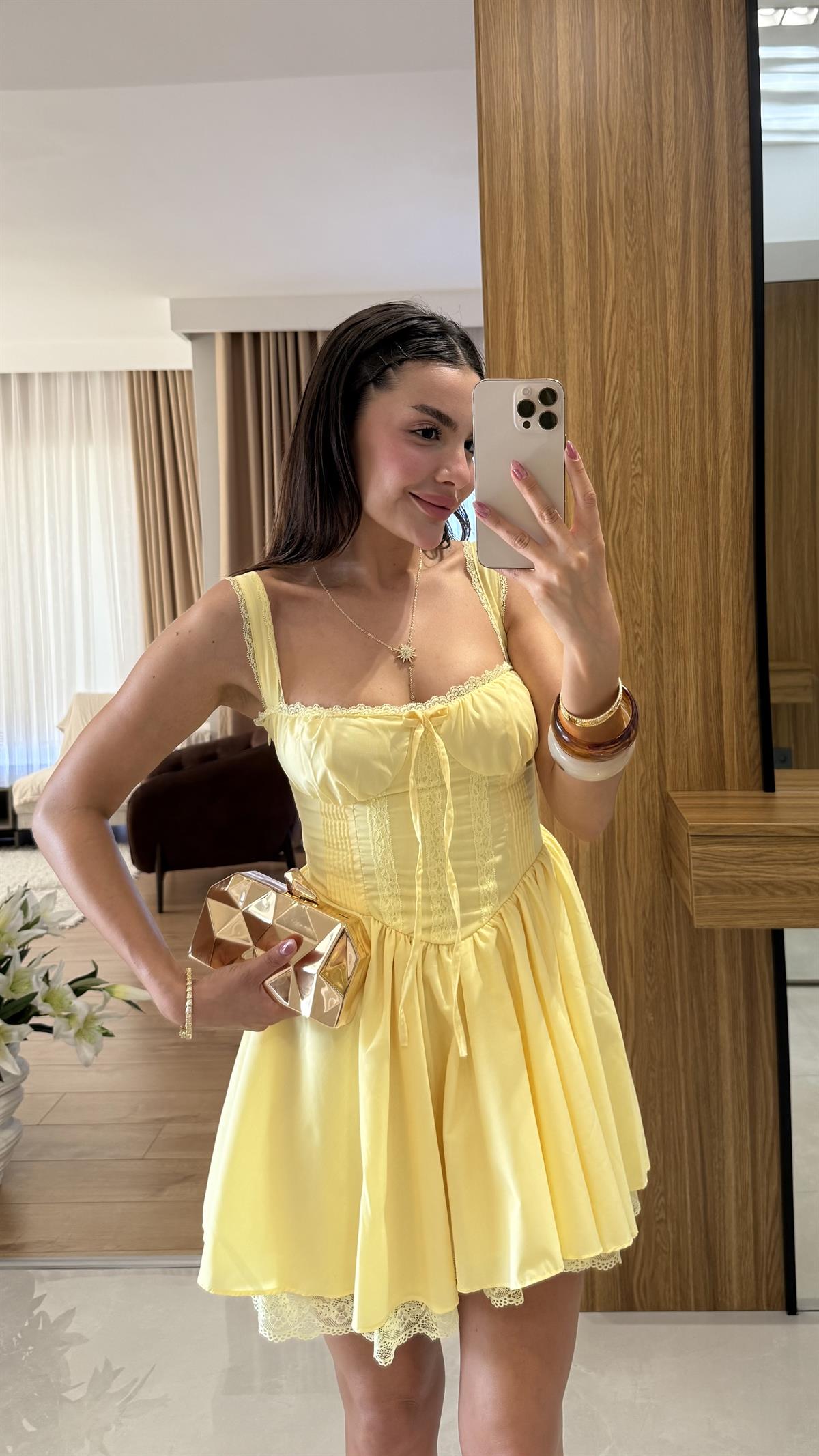 Oxana Sarı Dantel Korsel Etkili Elbise