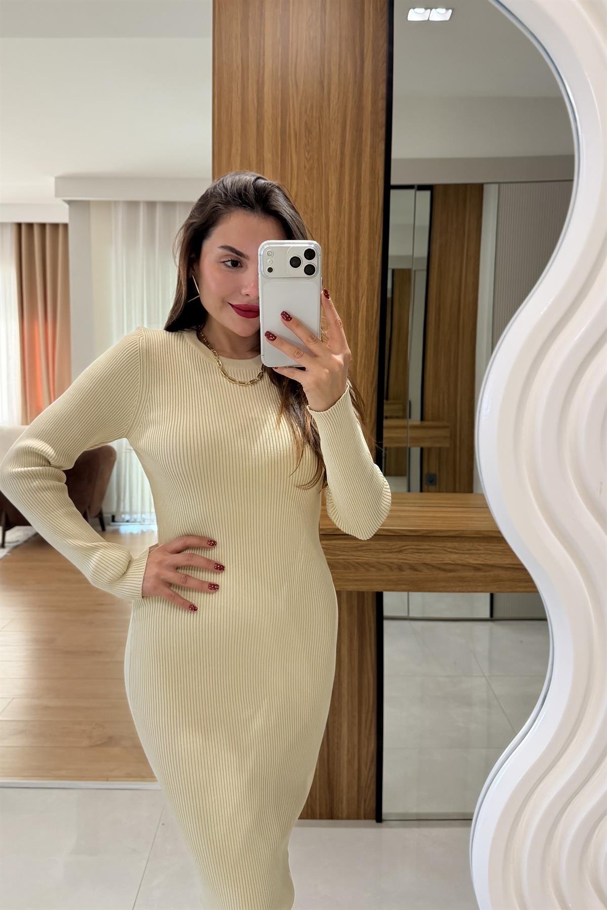 Paddy Krem Fitilli Vucudu Saran Elbise