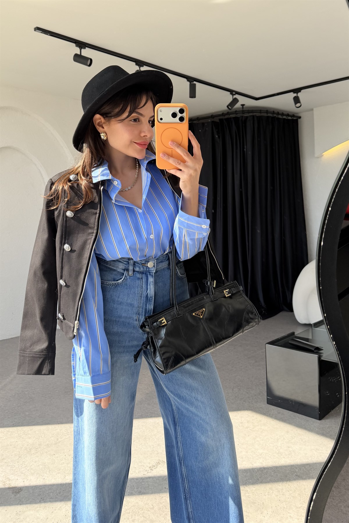 Palencia Siyah Düğmeli Ceket