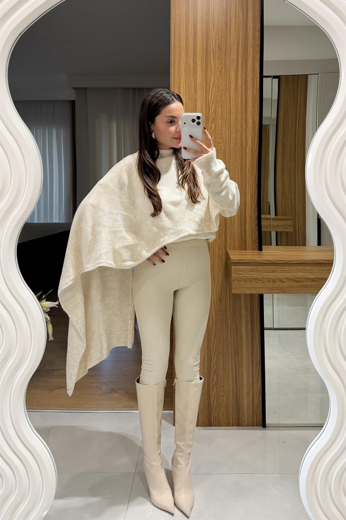 Pamela Ekru Şallı Kazak