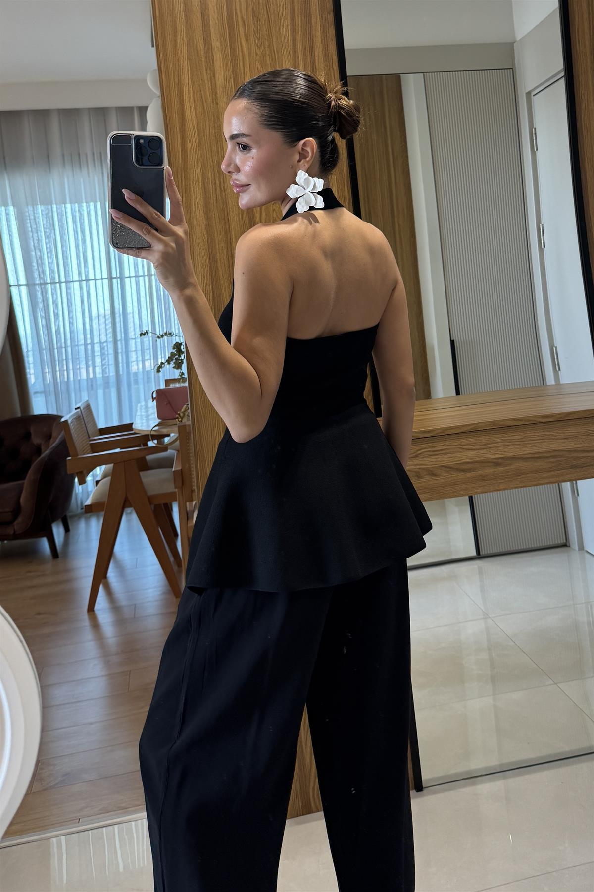 Pascal Siyah Dilvin Gold Aksesuarlı Peplum Bluz