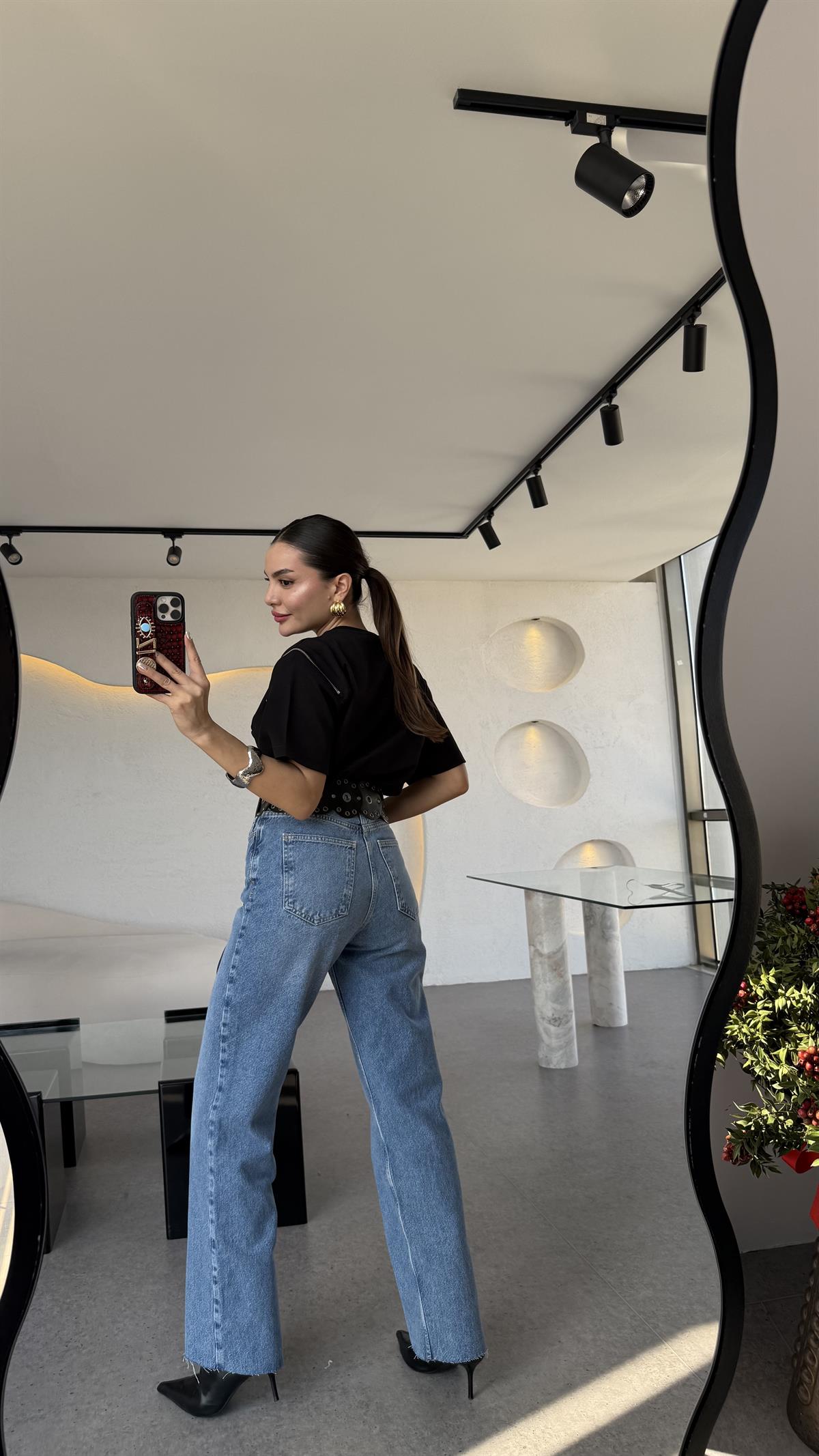 Patricks Midblue Kesik Paça Boru Jean 