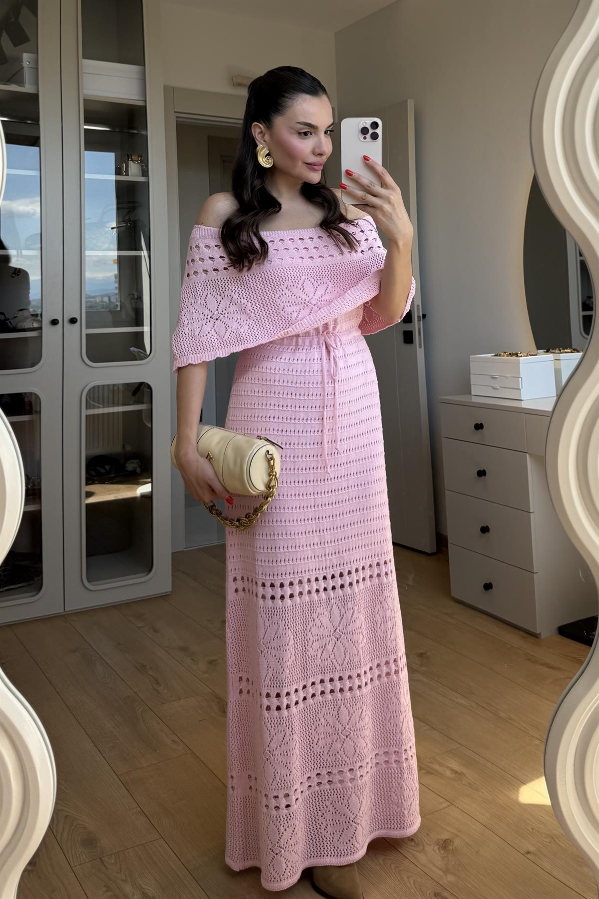 Piers Toz Pembe Madonna Yaka Triko Elbise 