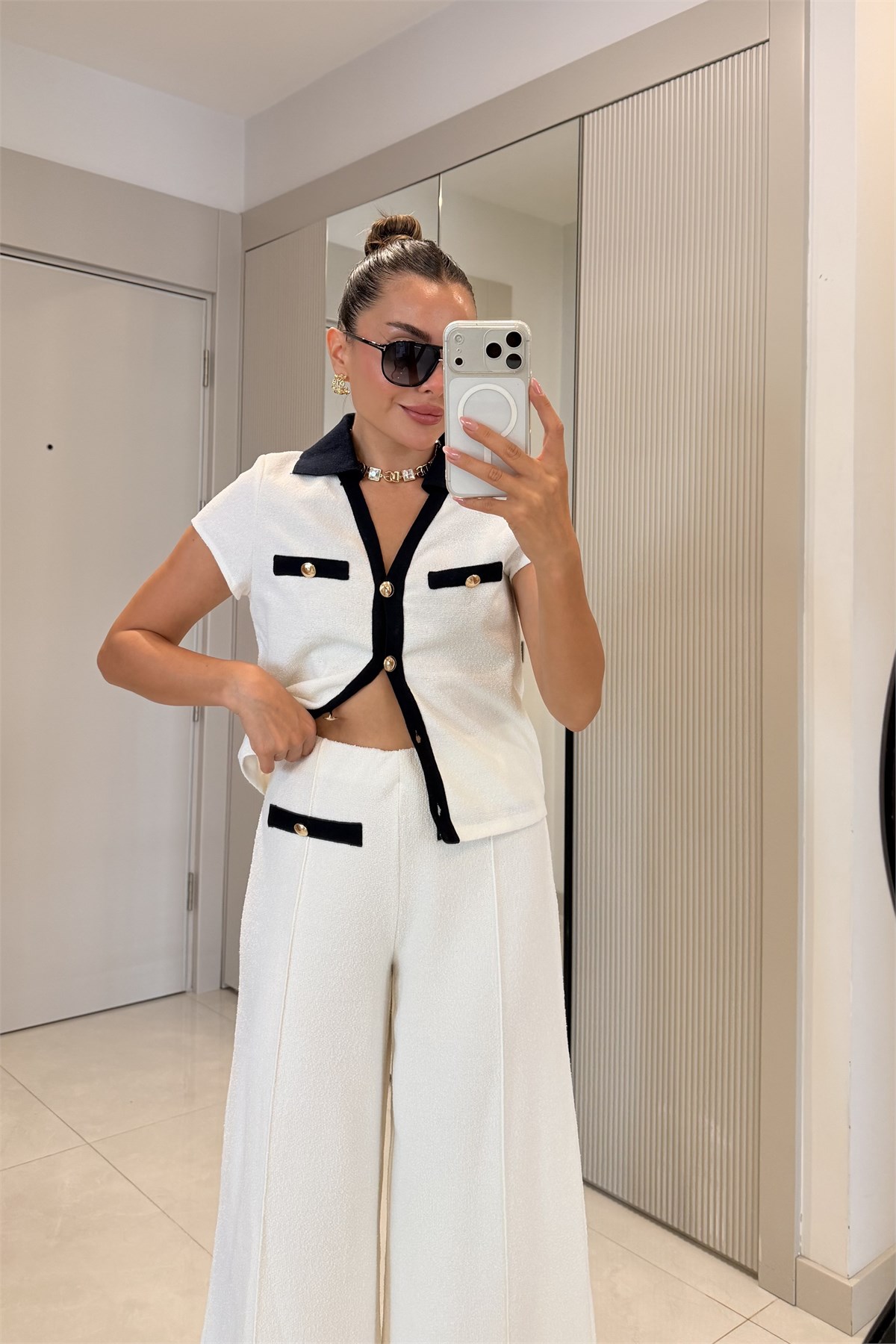 Pixell Beyaz Düğmeli Triko Takım
