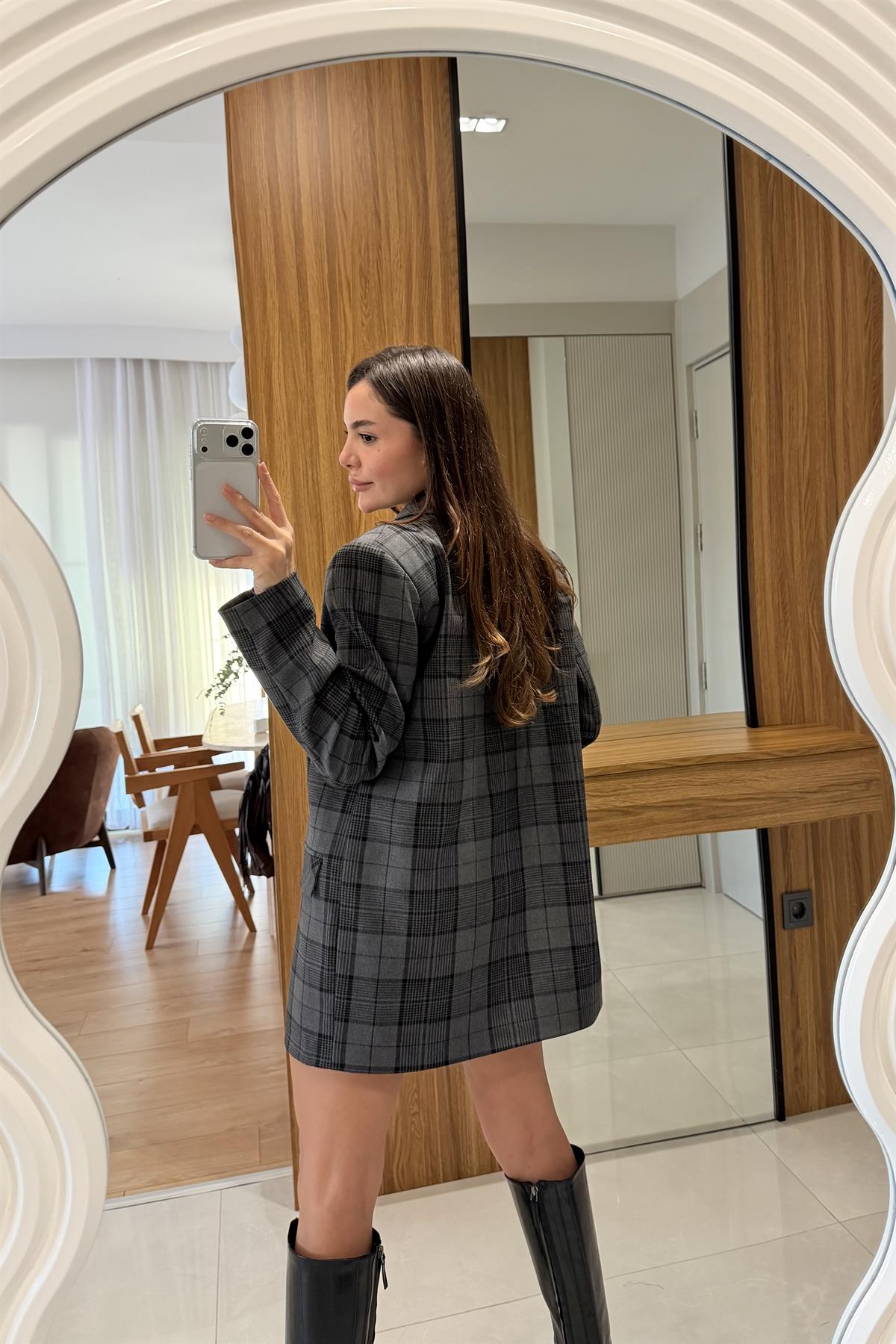 Polly Gri Ekose Vatkalı Ceket Etek Takım