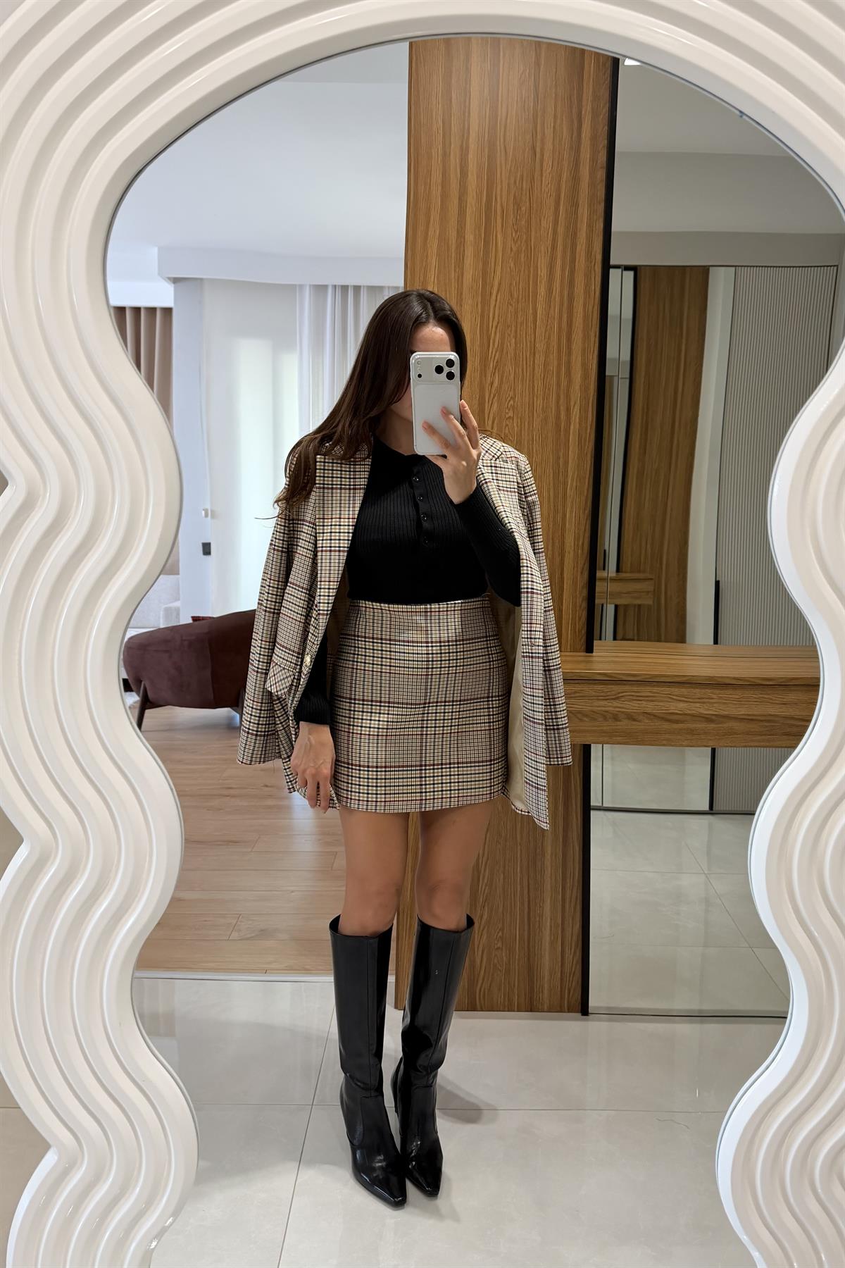 Polly Krem Ekose Vatkalı Ceket Etek Takım