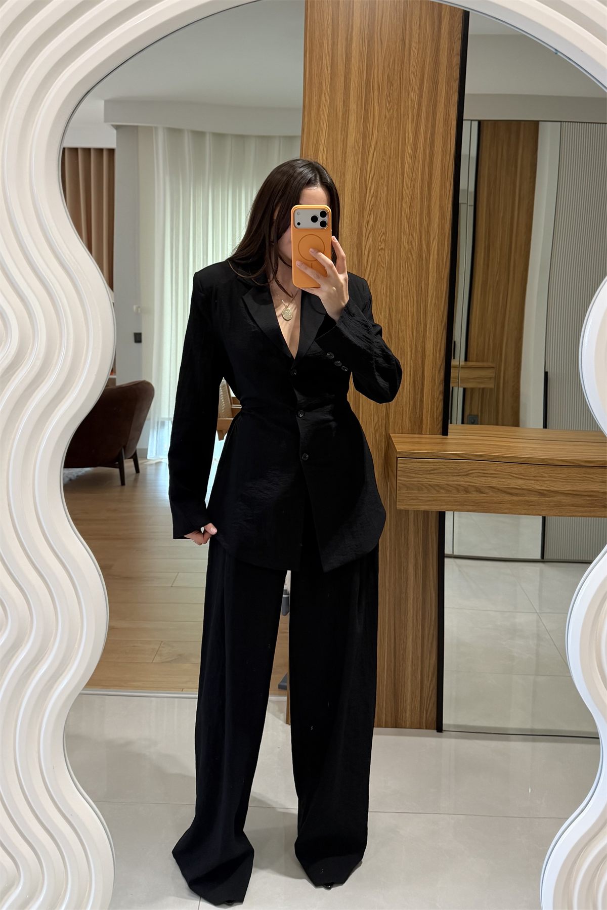 Porter Siyah Vatkalı Belden Oturmalı Takım