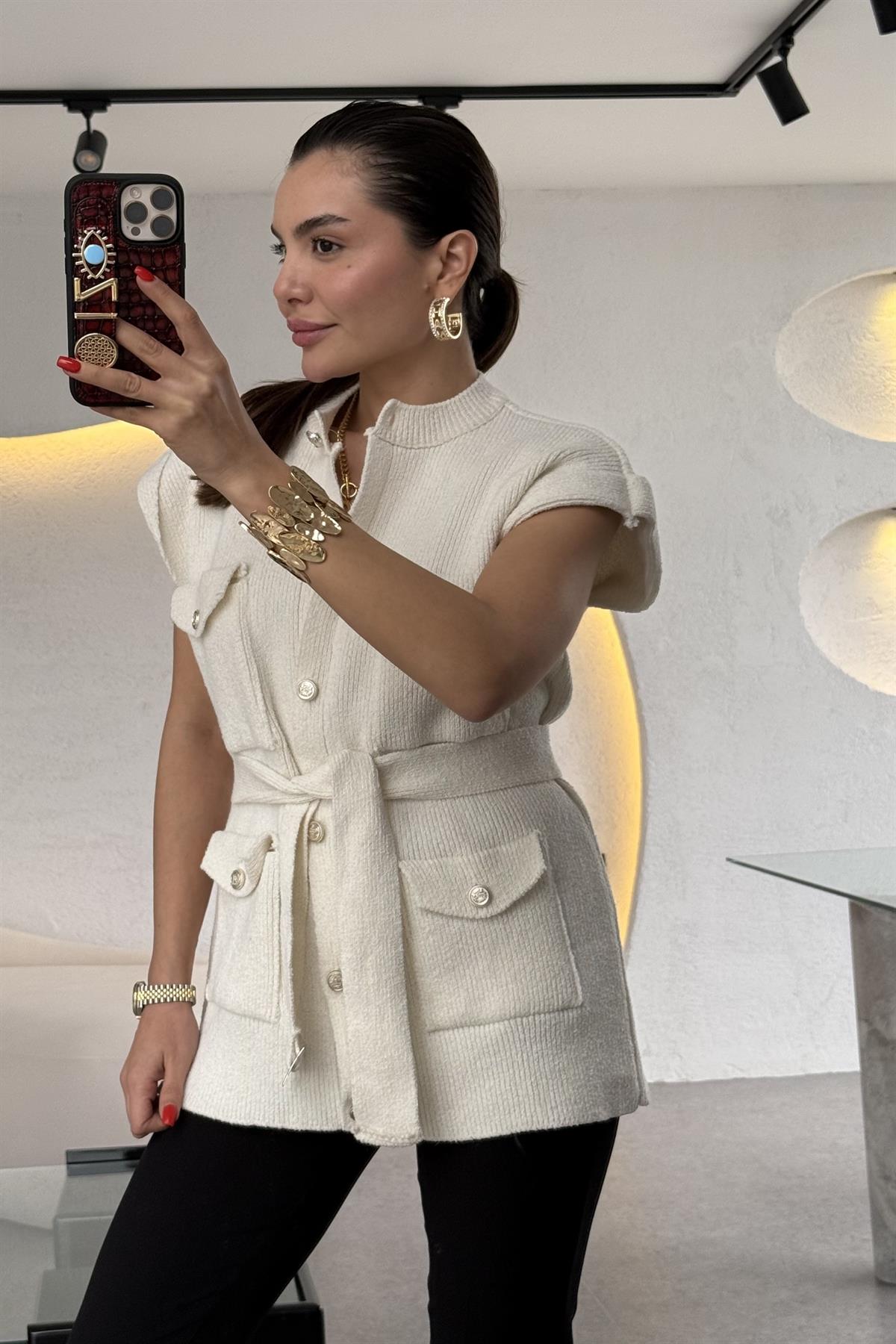 Prag Beyaz Kemerli MD Triko Yelek 