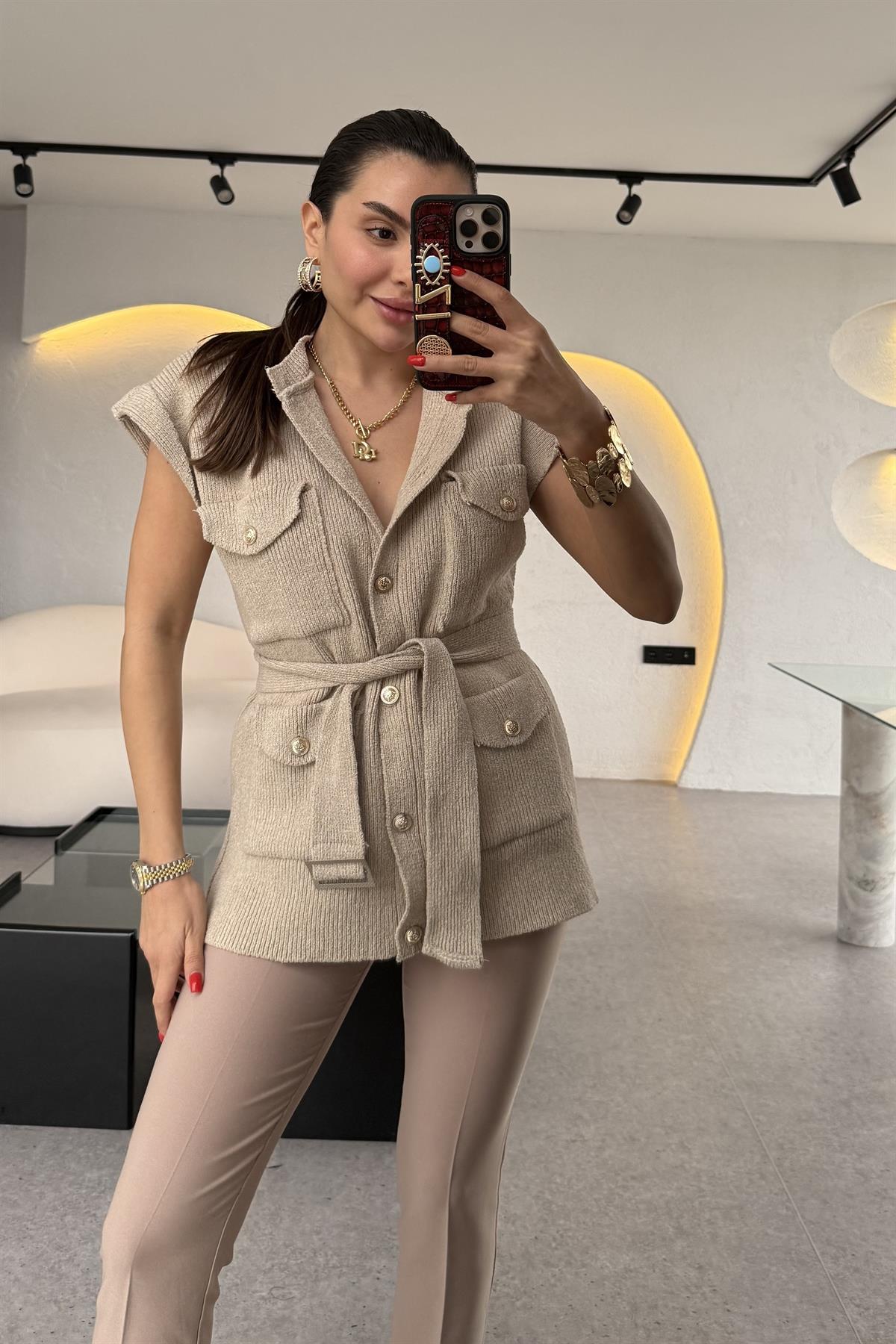 Prag Taş Kemerli MD Triko Yelek 