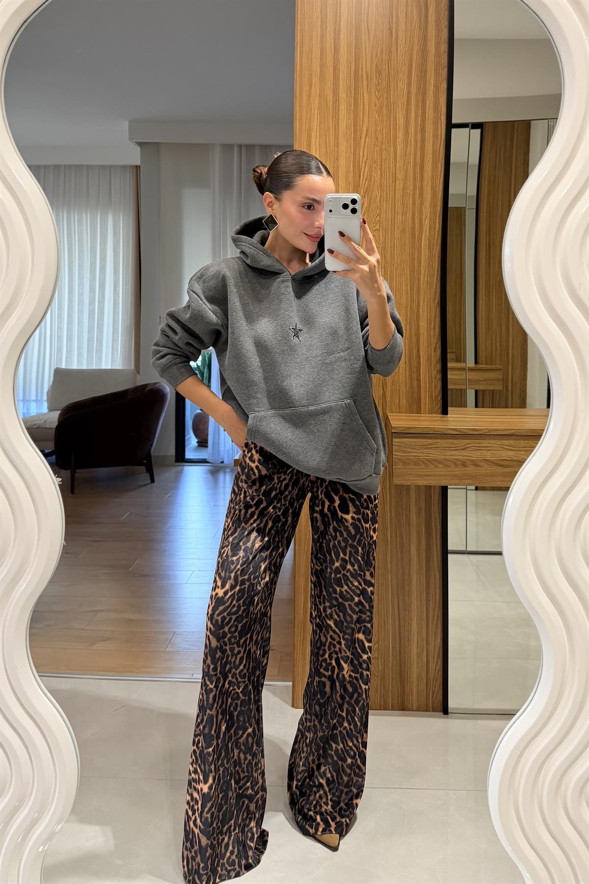 Preson Yıldız Desenli Kapüşonlu Sweatshirt