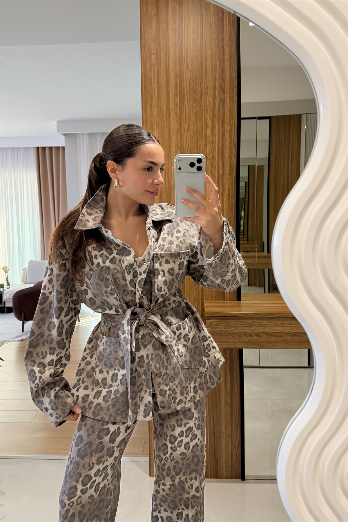 Preston Bej Leopar Kemerli Ceket