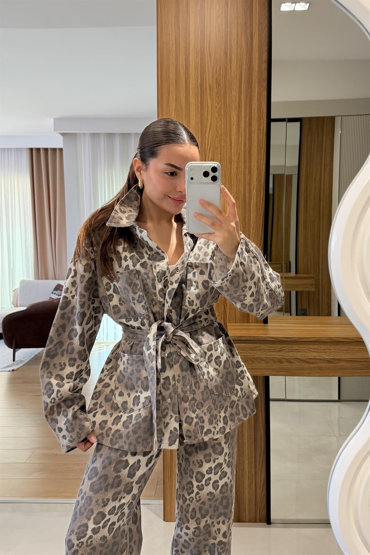 Preston Bej Leopar Kemerli Ceket