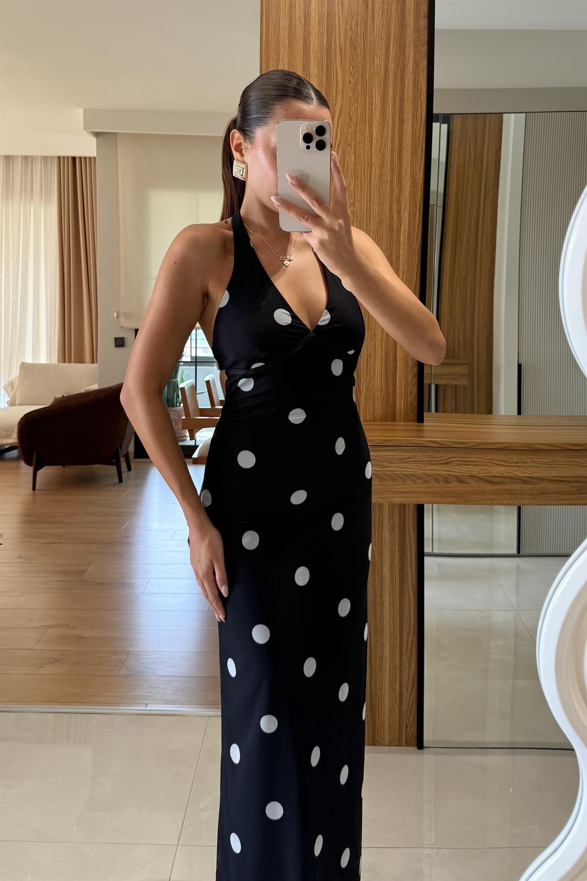 Probe Siyah Boyun Sırt Bağlama Detaylı Puantiyeli Elbise