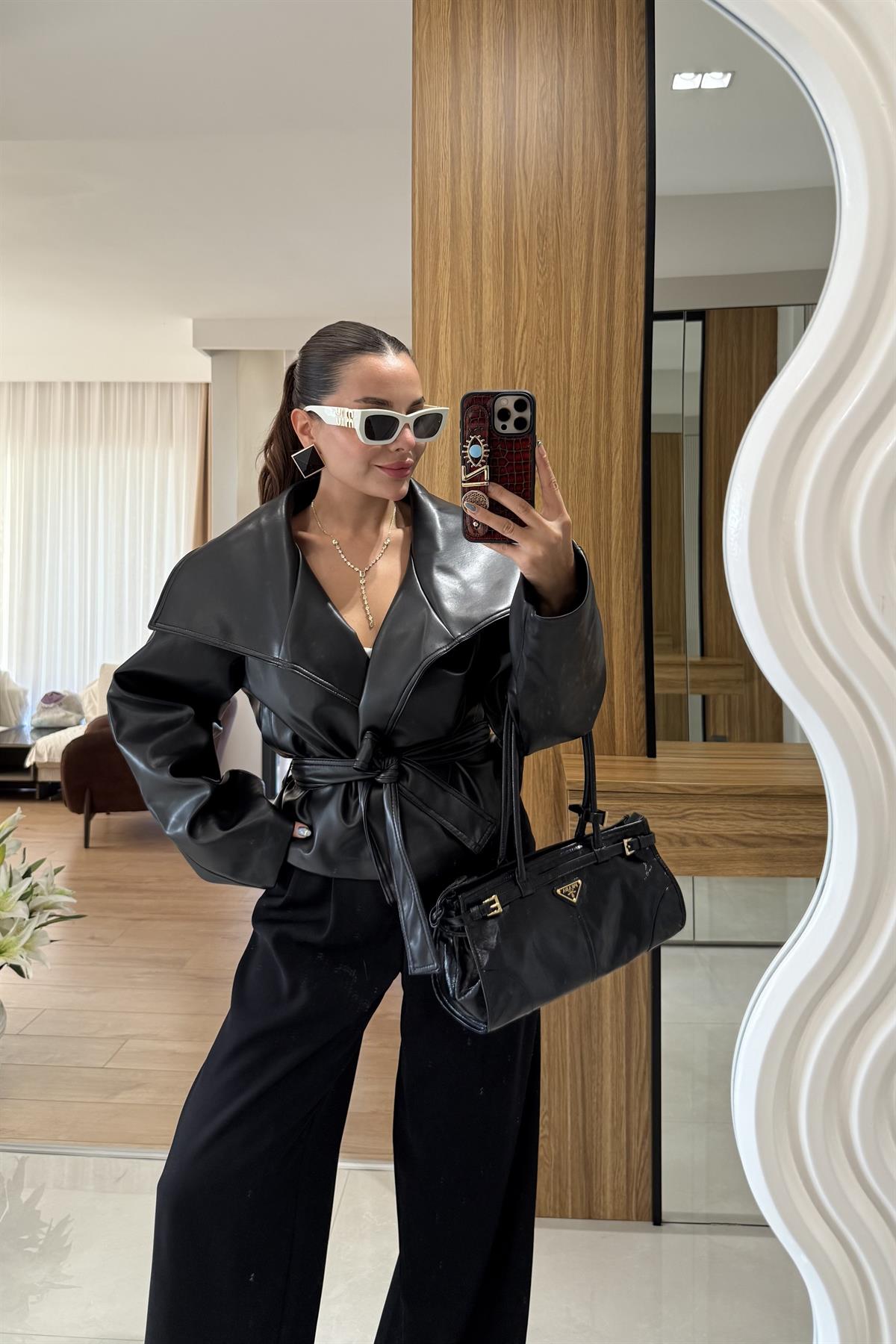 Quality Siyah Deri Kemerli Ceket