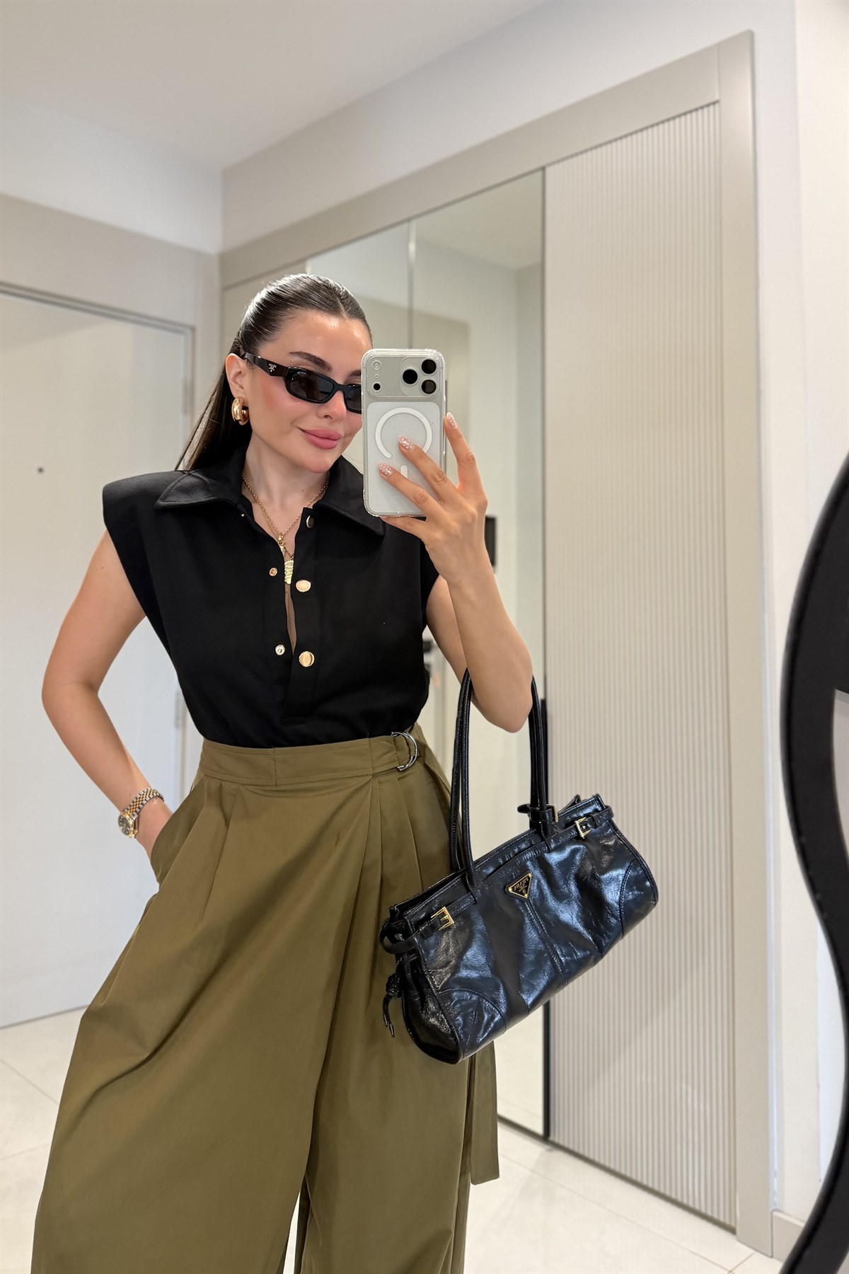 Quarce Siyah Vatkalı Bodysuit