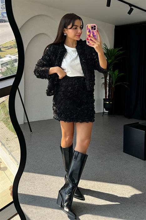 Quest Gül Kabartmalı Etek