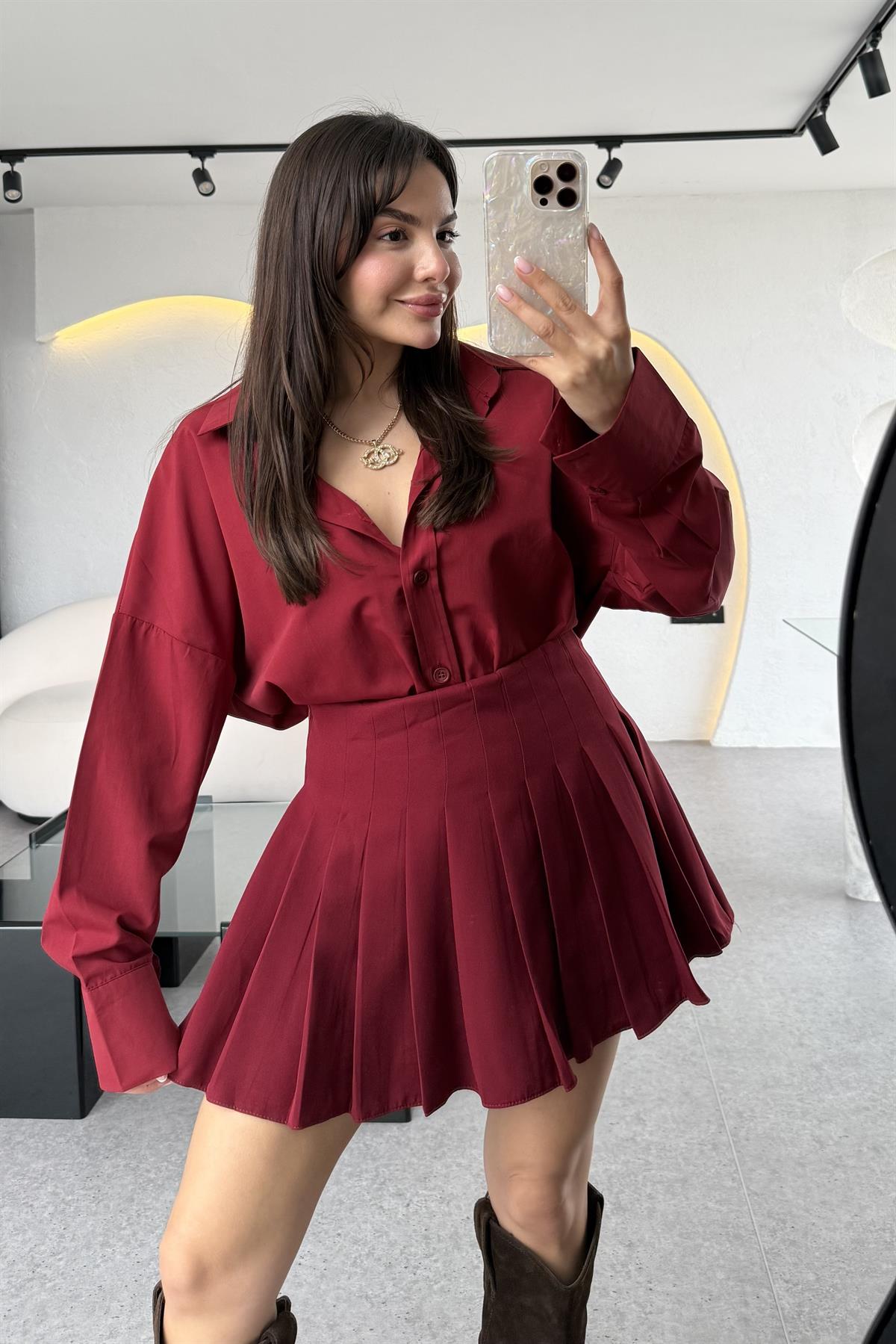 Qurora Bordo Pileli Şort Etek