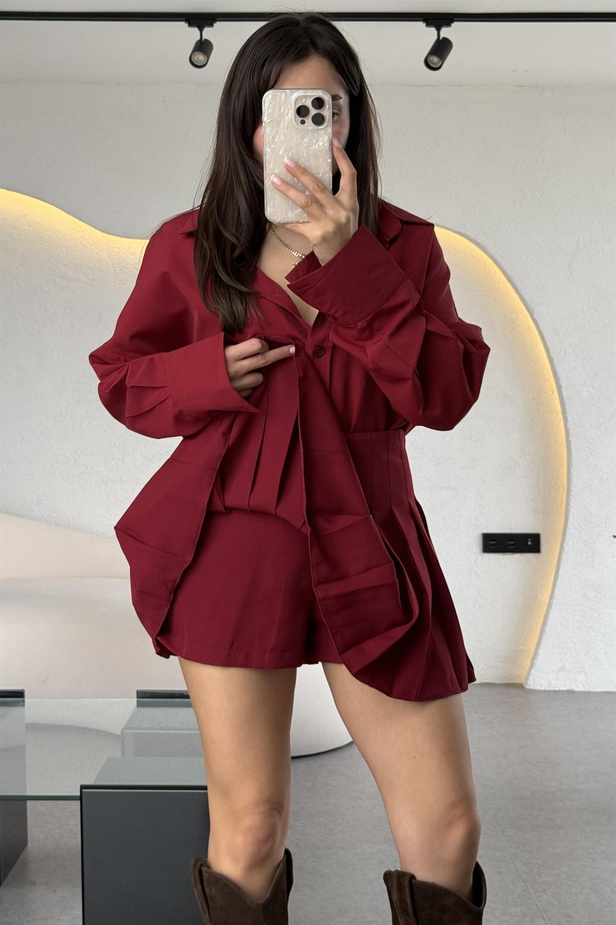 Qurora Bordo Pileli Şort Etek