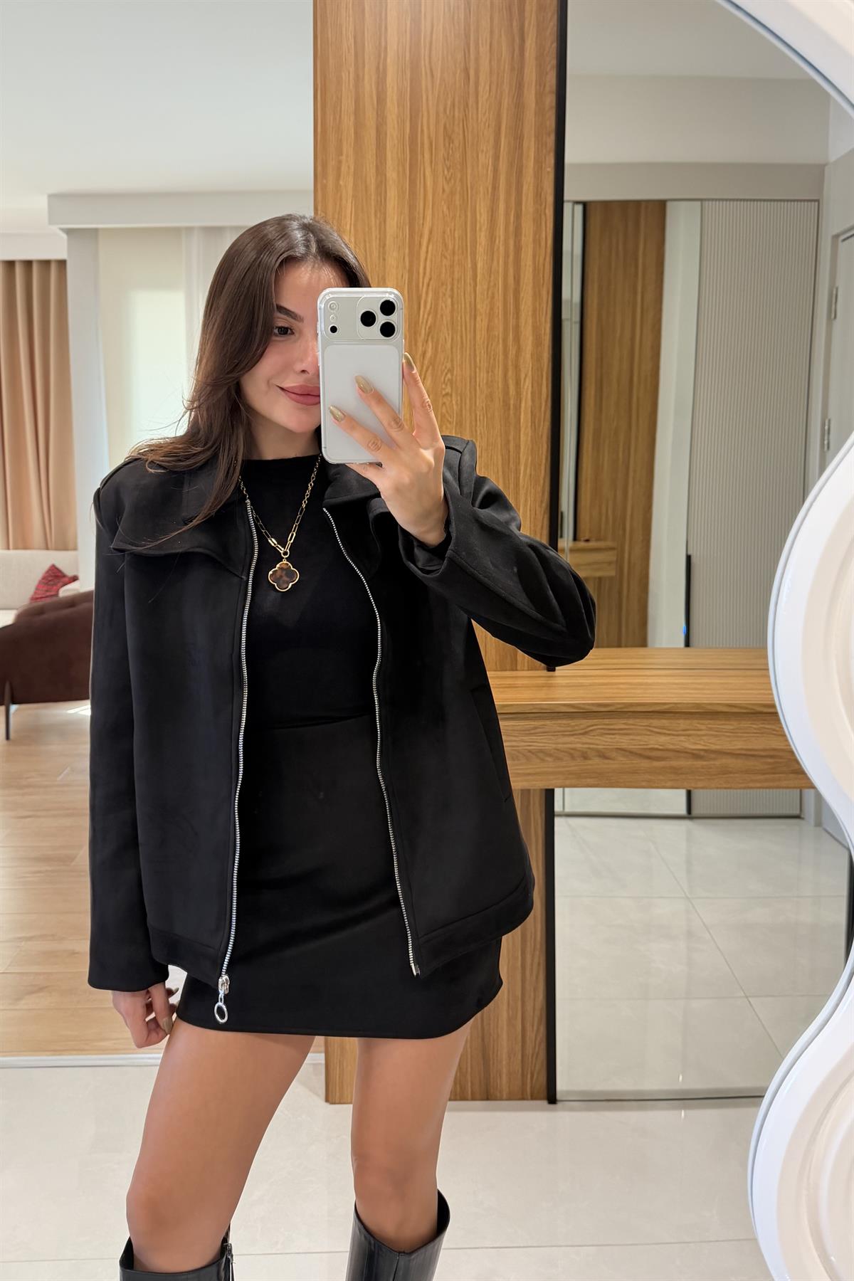 Range Siyah Süet Takım