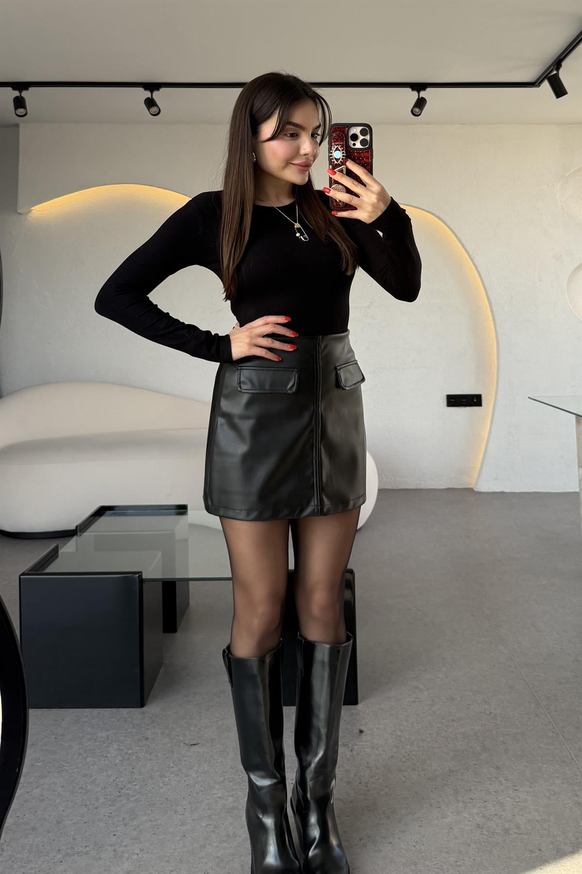 Ratte Siyah Cep Detaylı Deri Etek 