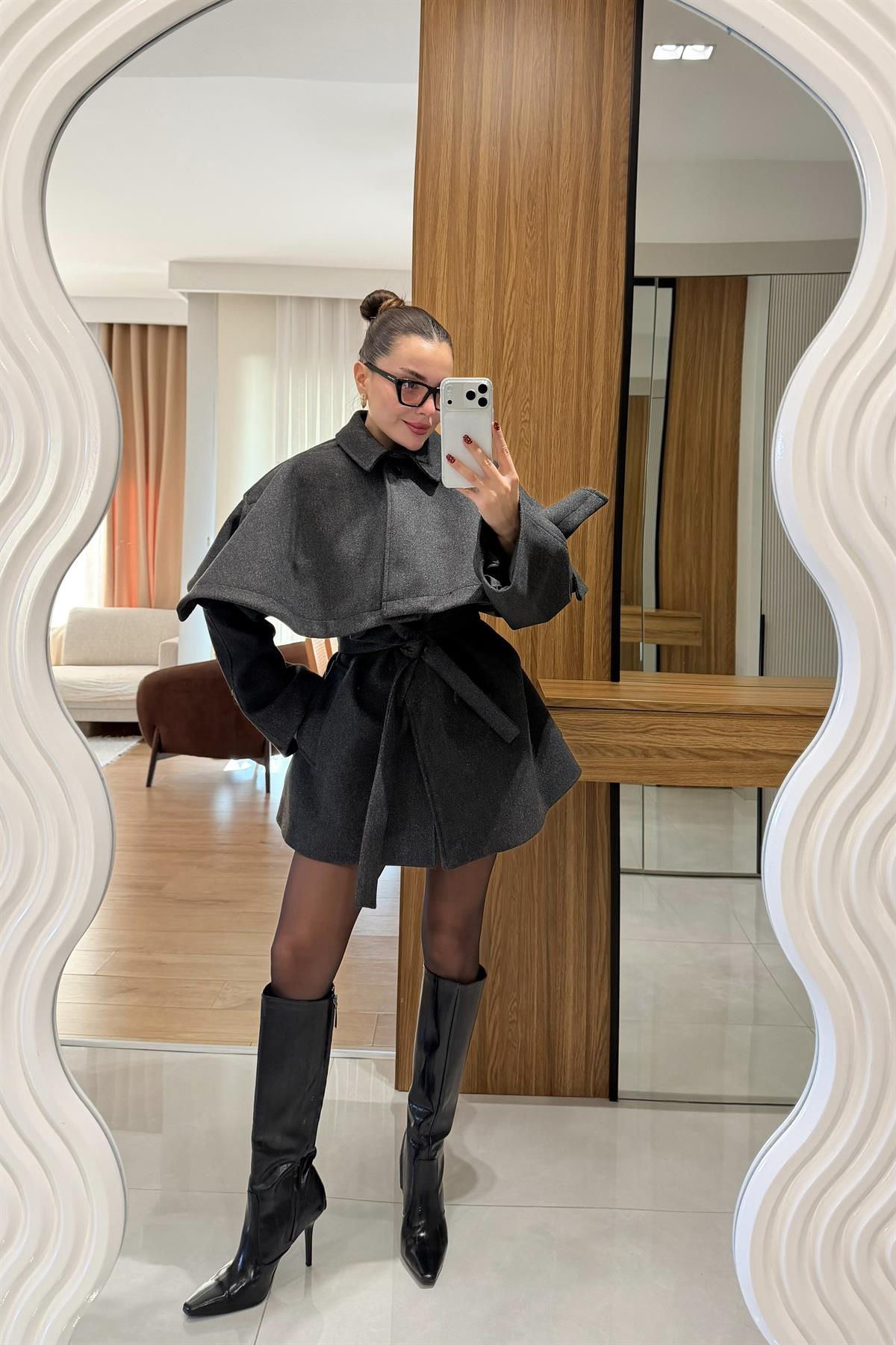 Rayna Antrasit Pelerinli Kaşe Kaban