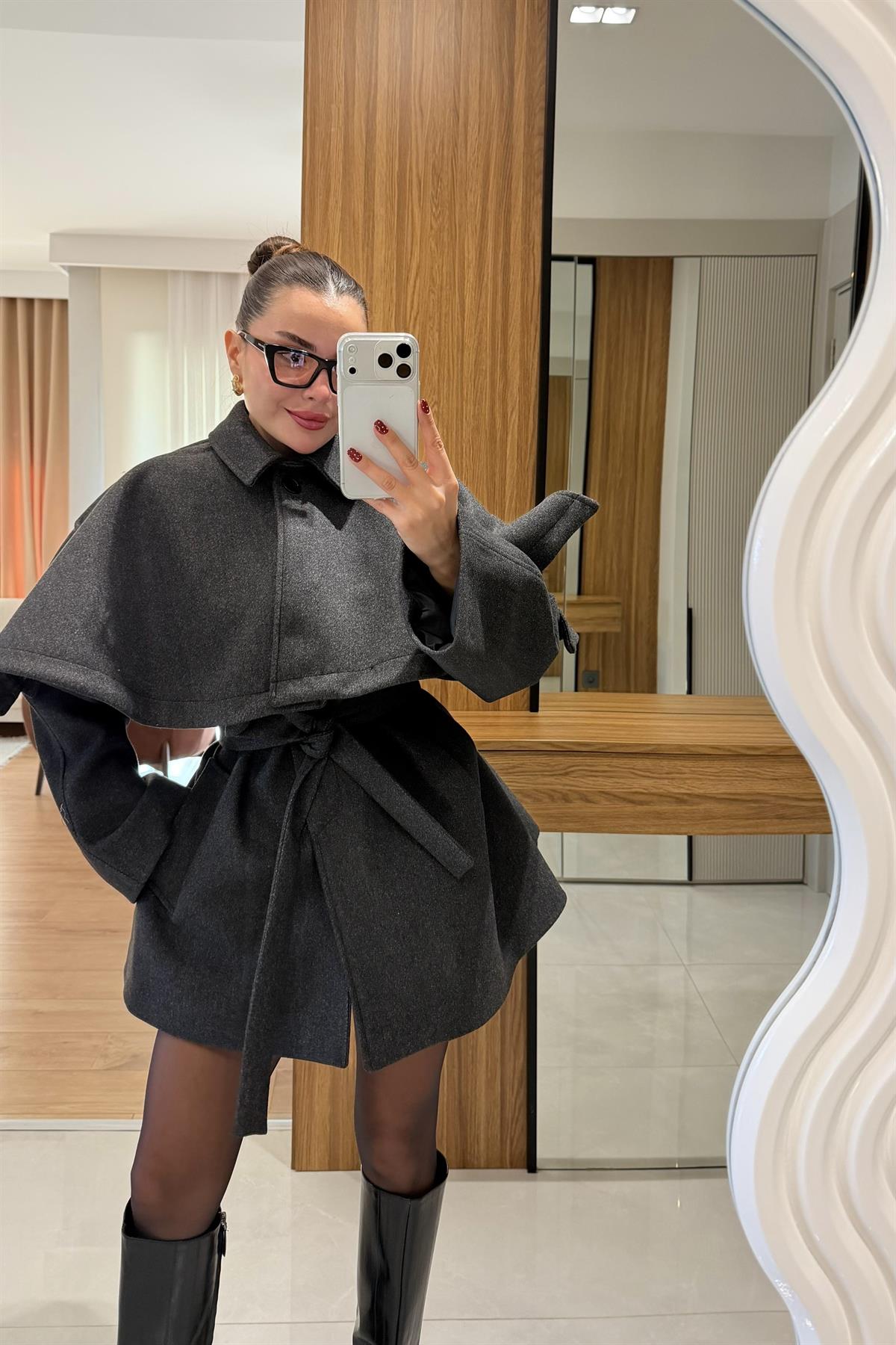 Rayna Antrasit Pelerinli Kaşe Kaban