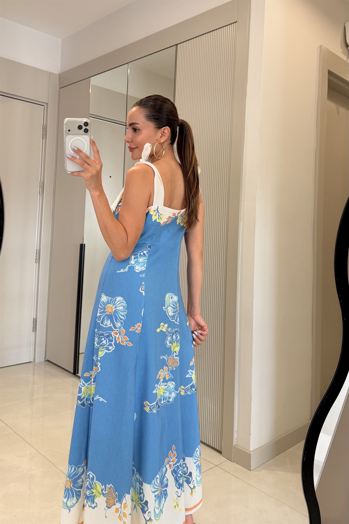 Ready Mavi Çiçek Desenli Askı Bağlamalı Elbise