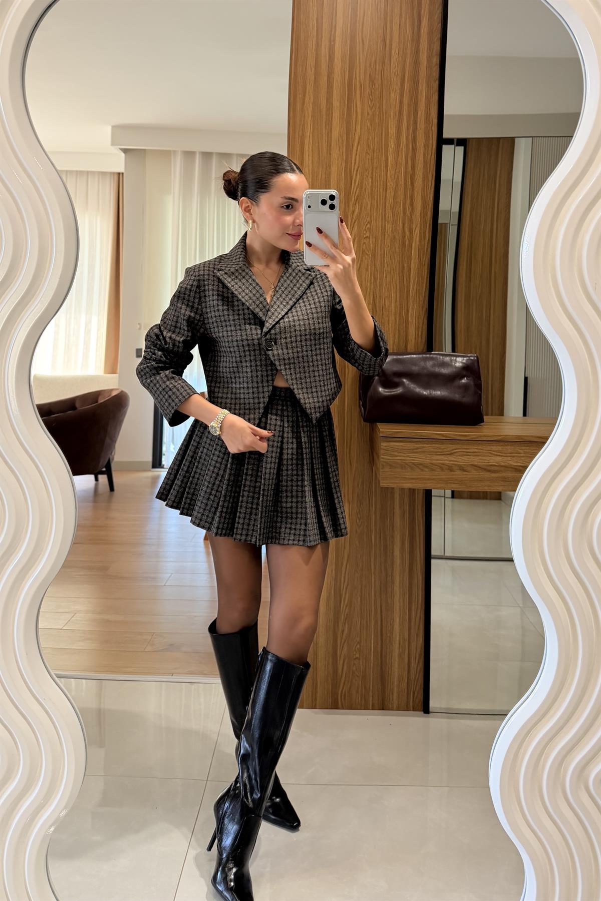 Renata Ekose Tek Düğmeli Crop Blazer Ceket