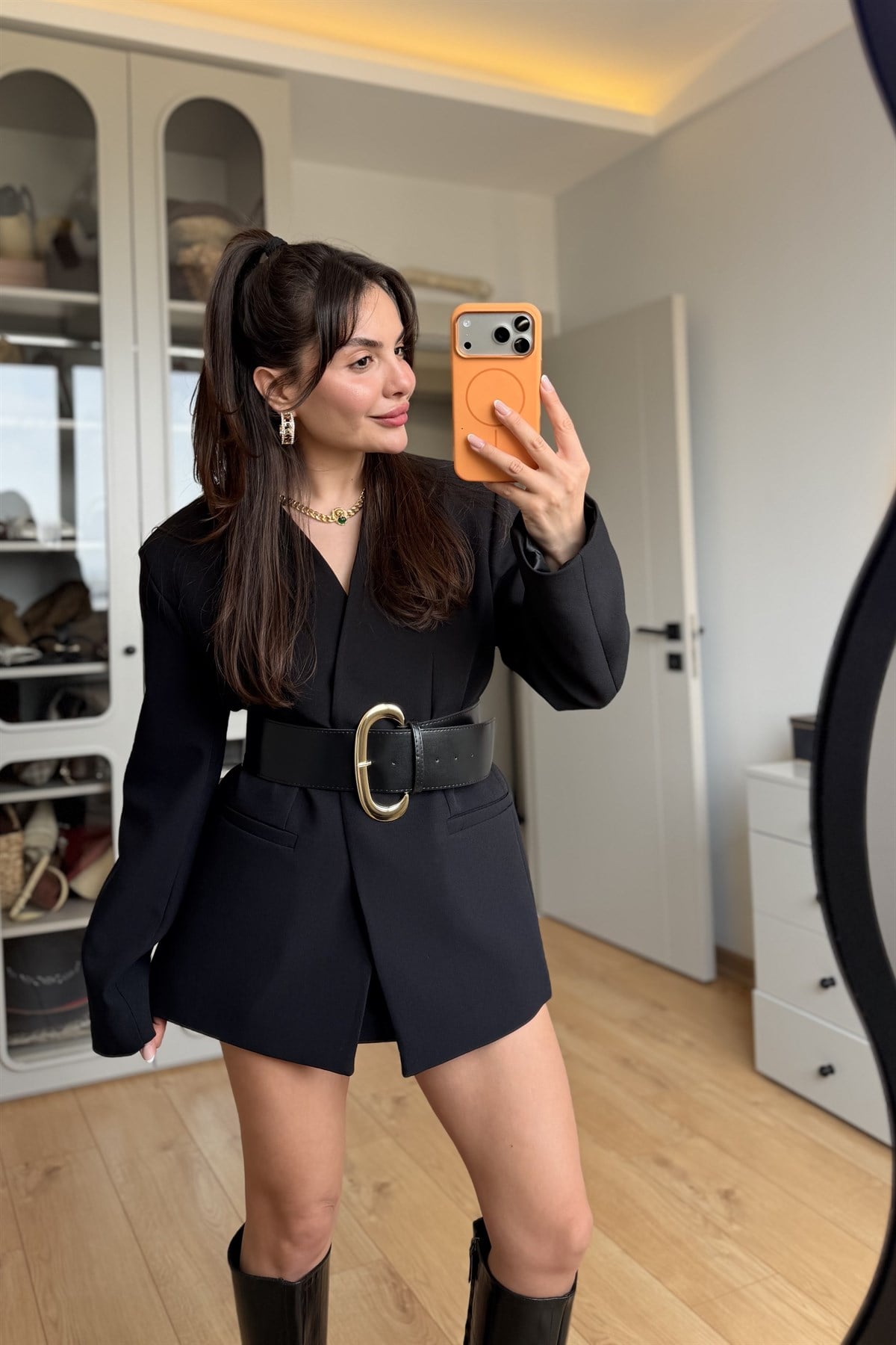 Reuben Siyah Kalın Kemerli Blazer Ceket