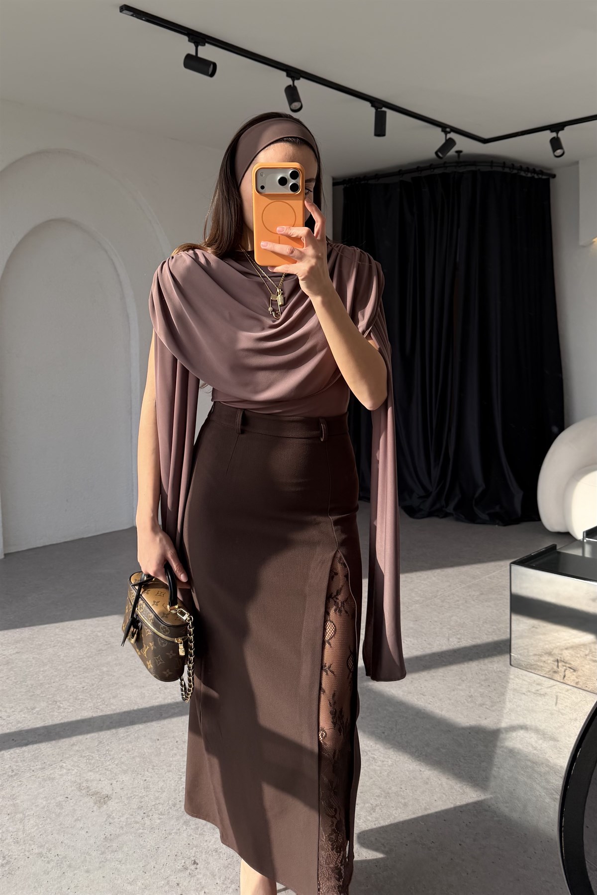 Ribbon Kahve Dantel Yırtmaçlı Maxi Etek