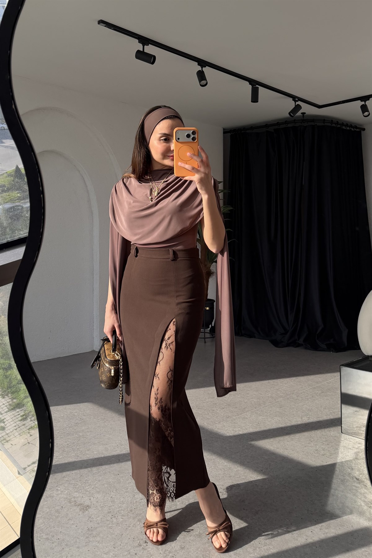 Ribbon Kahve Dantel Yırtmaçlı Maxi Etek