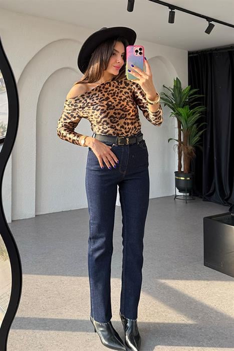 Riccardo Darkblue Boyfit Jean