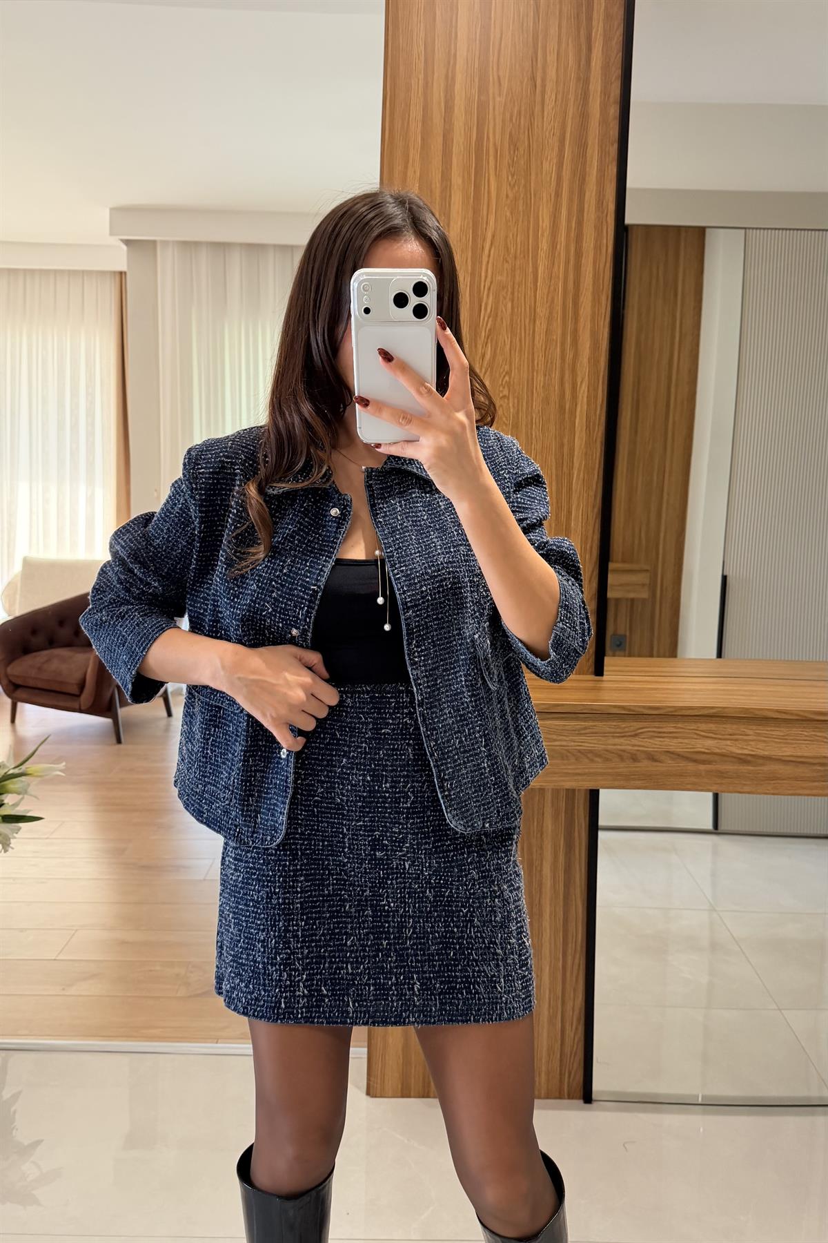 Rihanna Denim Tırtıklı Takım