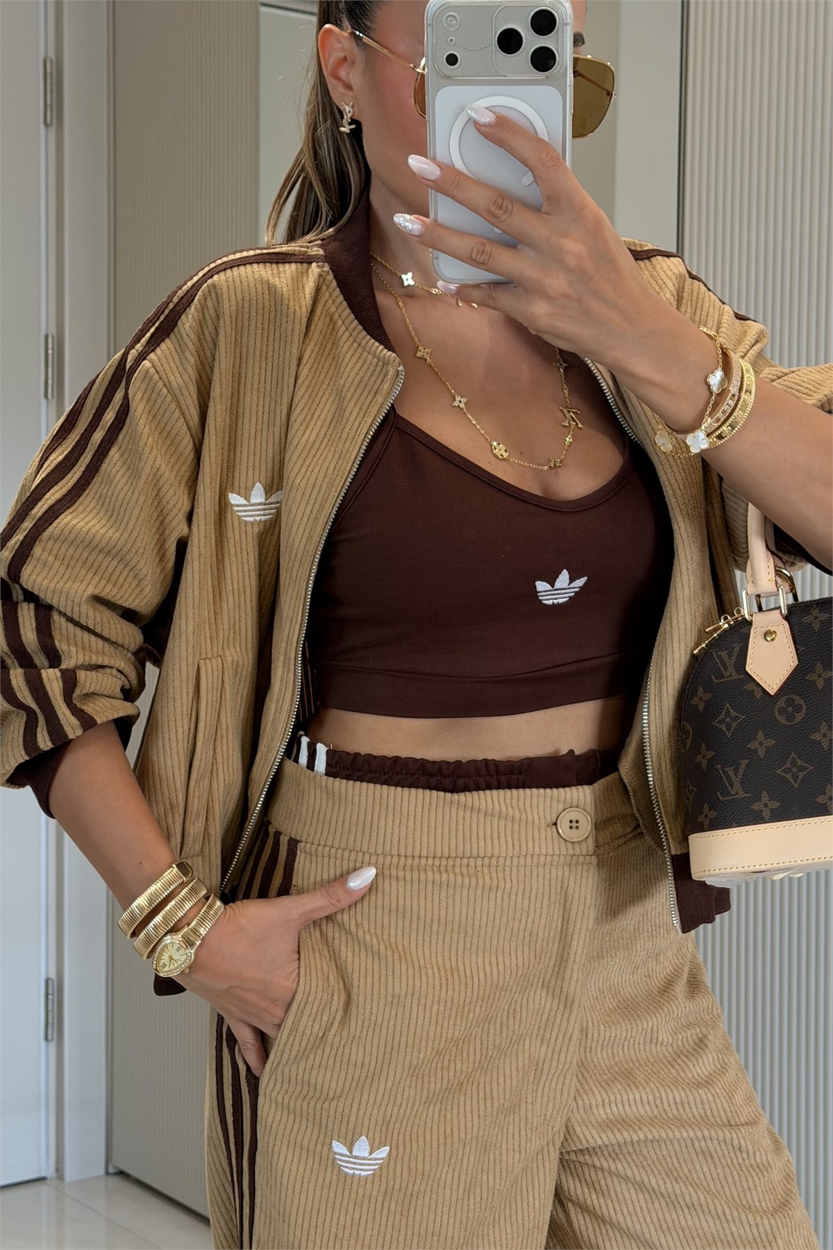 Rishi Camel Kadife Üçlü Marka Model Takım