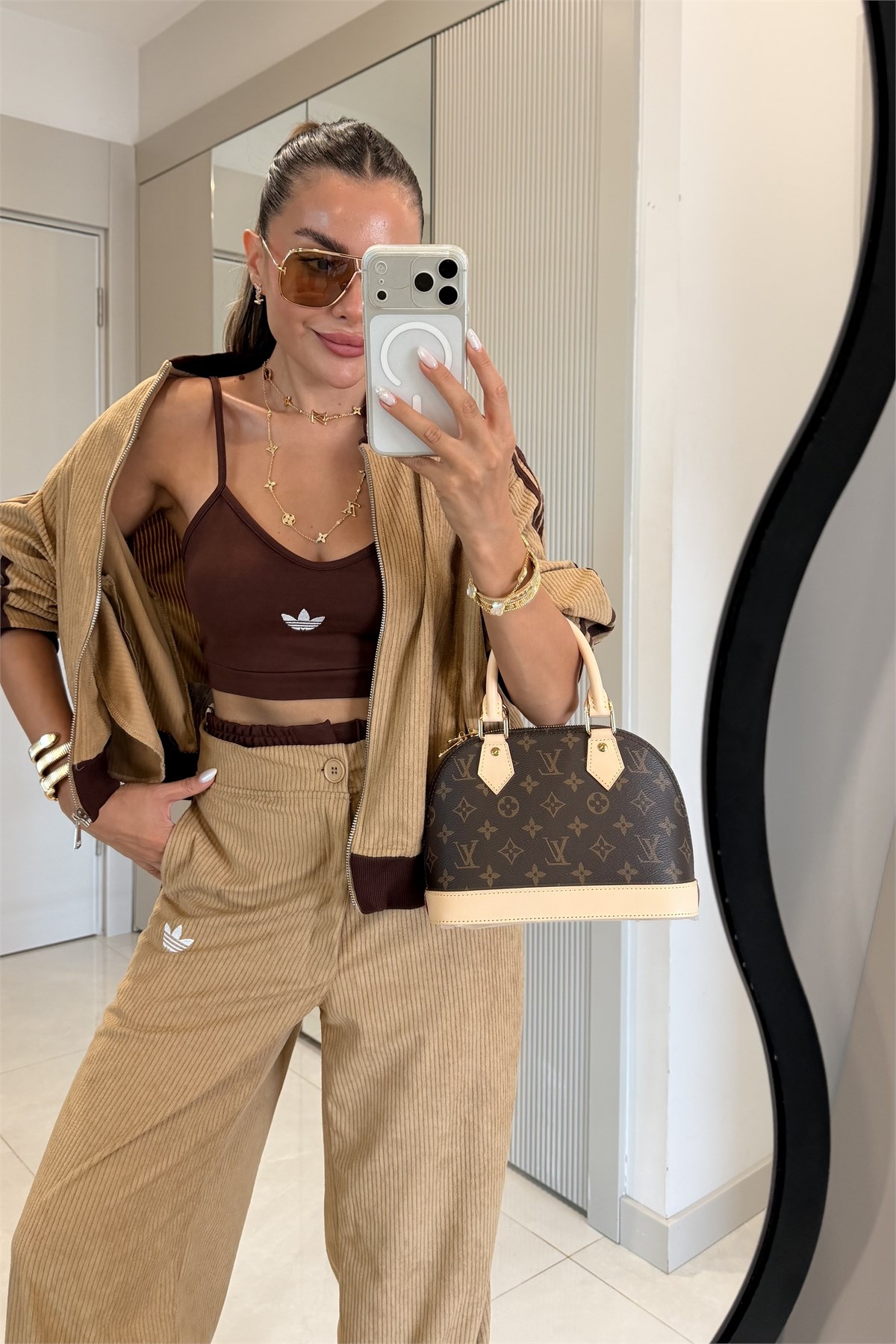 Rishi Camel Kadife Üçlü Marka Model Takım