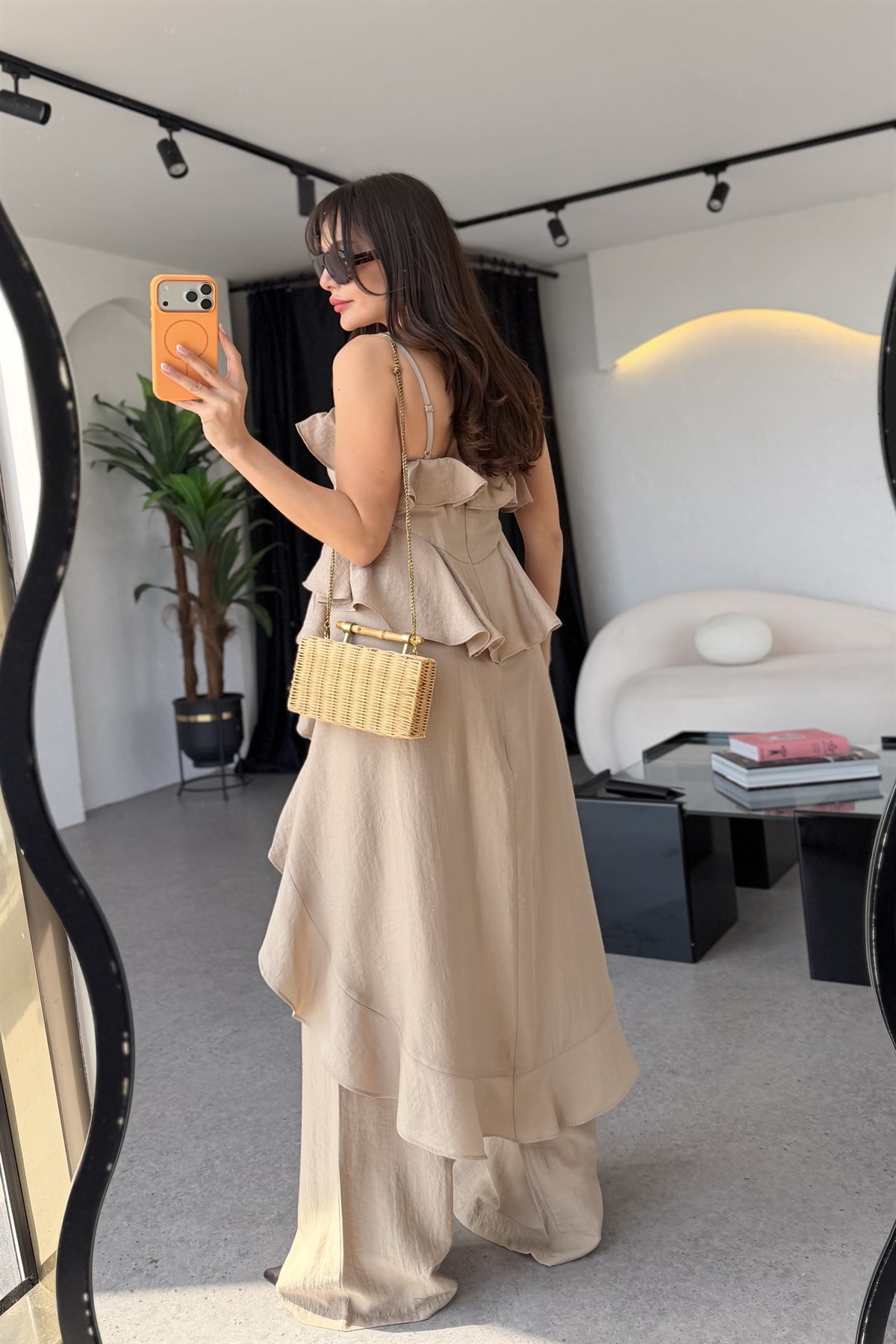 Riva Bej Fırfır Bluz Pantolon Takım