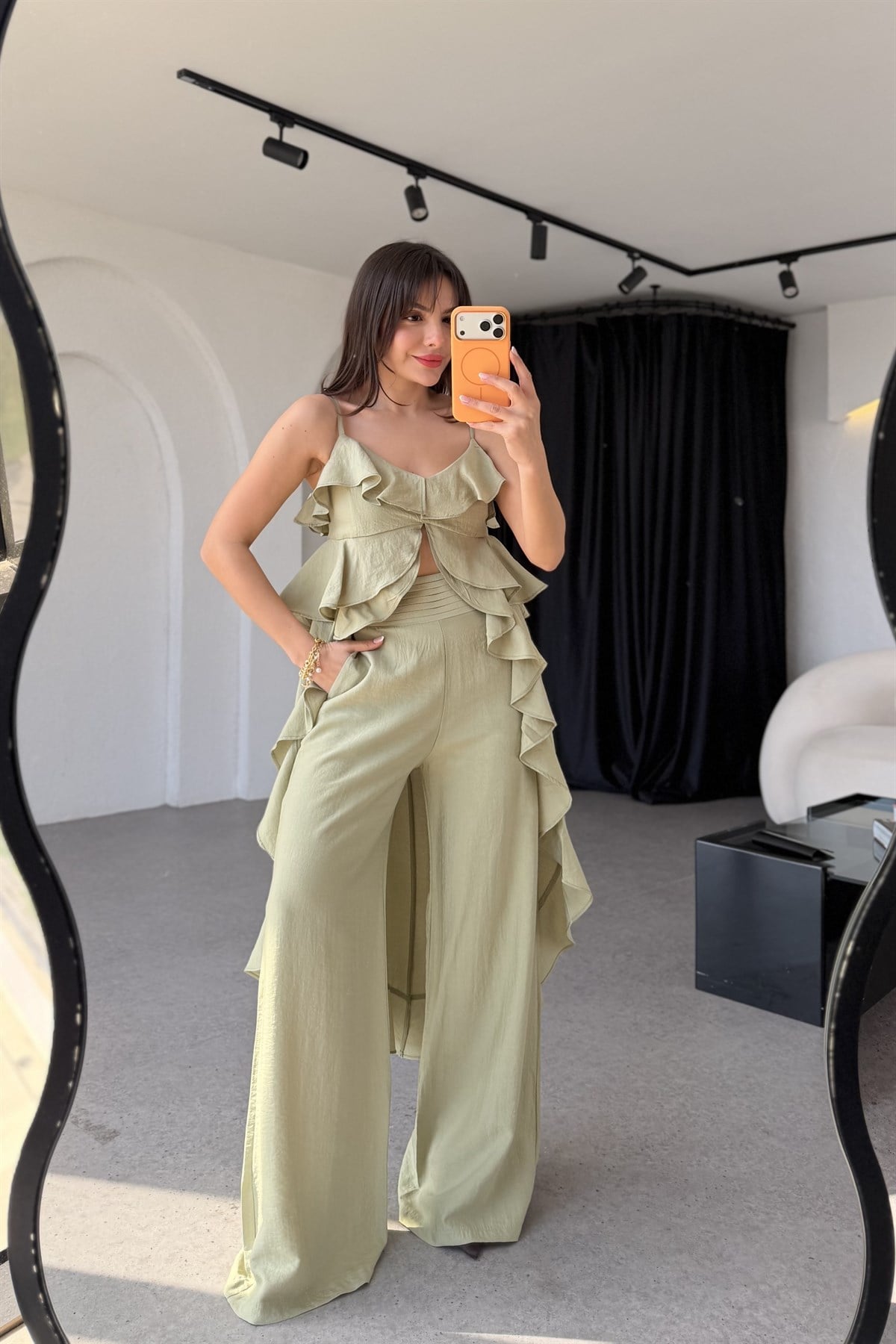 Riva Çağla Yeşili Fırfır Bluz Pantolon Takım