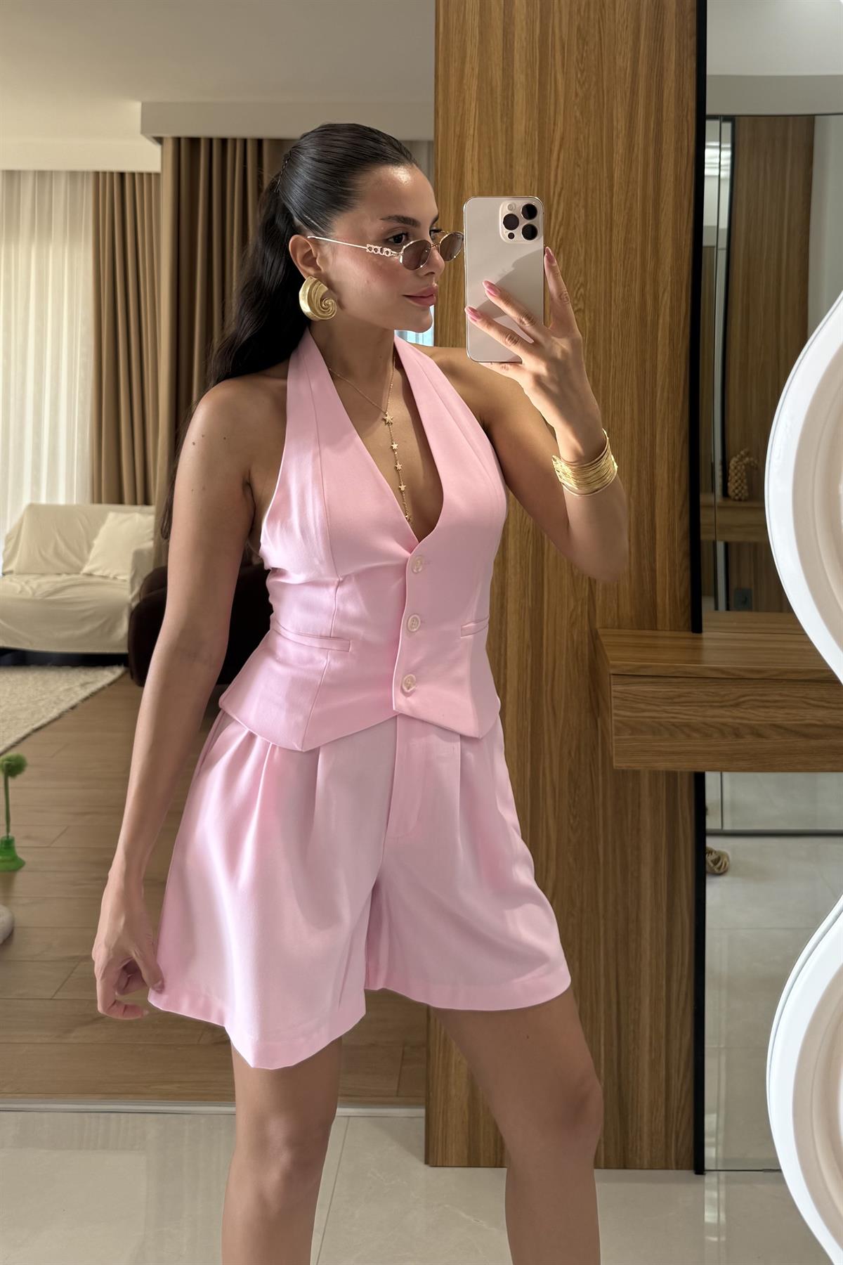 Rolinda Pembe Yelekli Şortlu Takım 