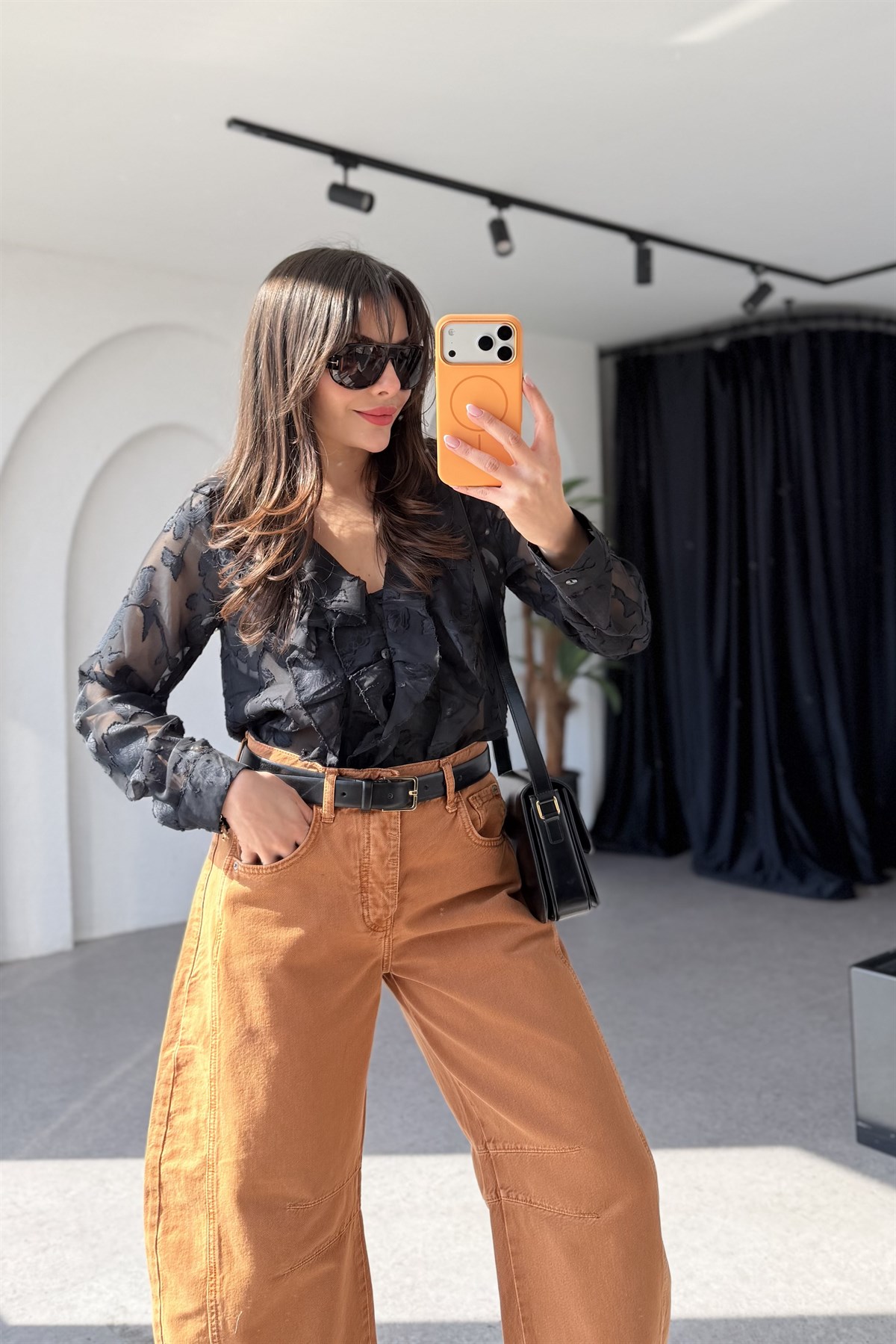 Romane Turuncu Orta Bel Balon Kesim Jean