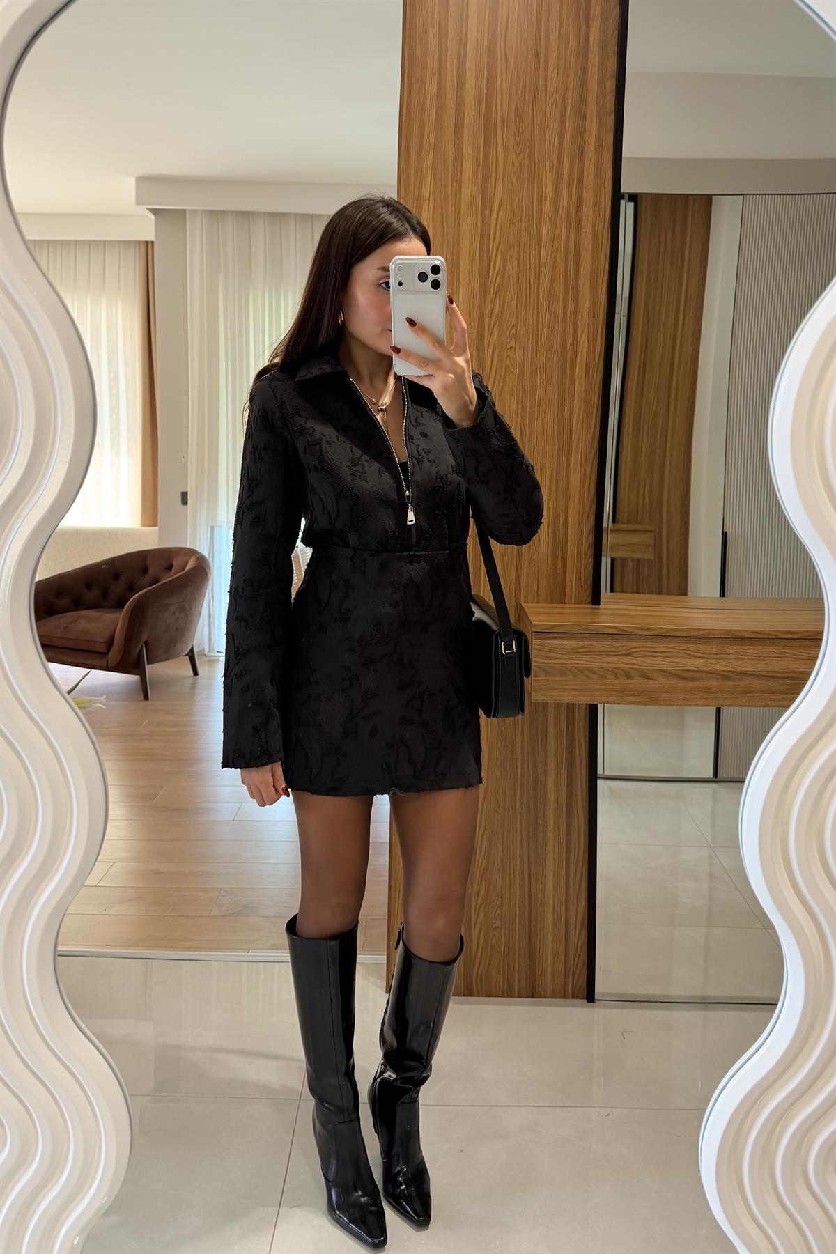 Romy Siyah Dokulu Takım