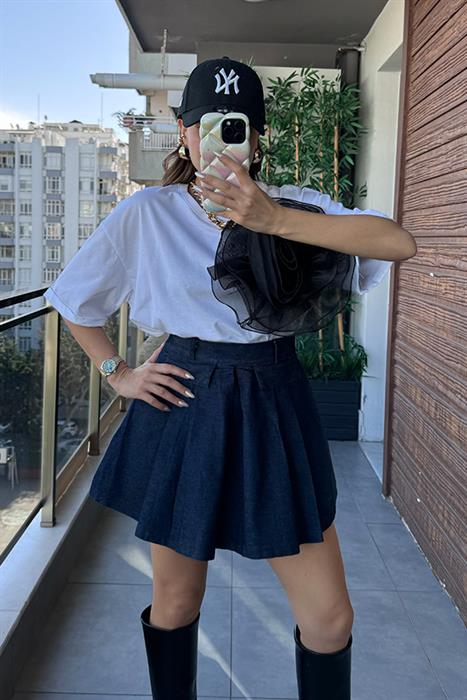 Rosa Gül Broş Detaylı Tshirt Beyaz
