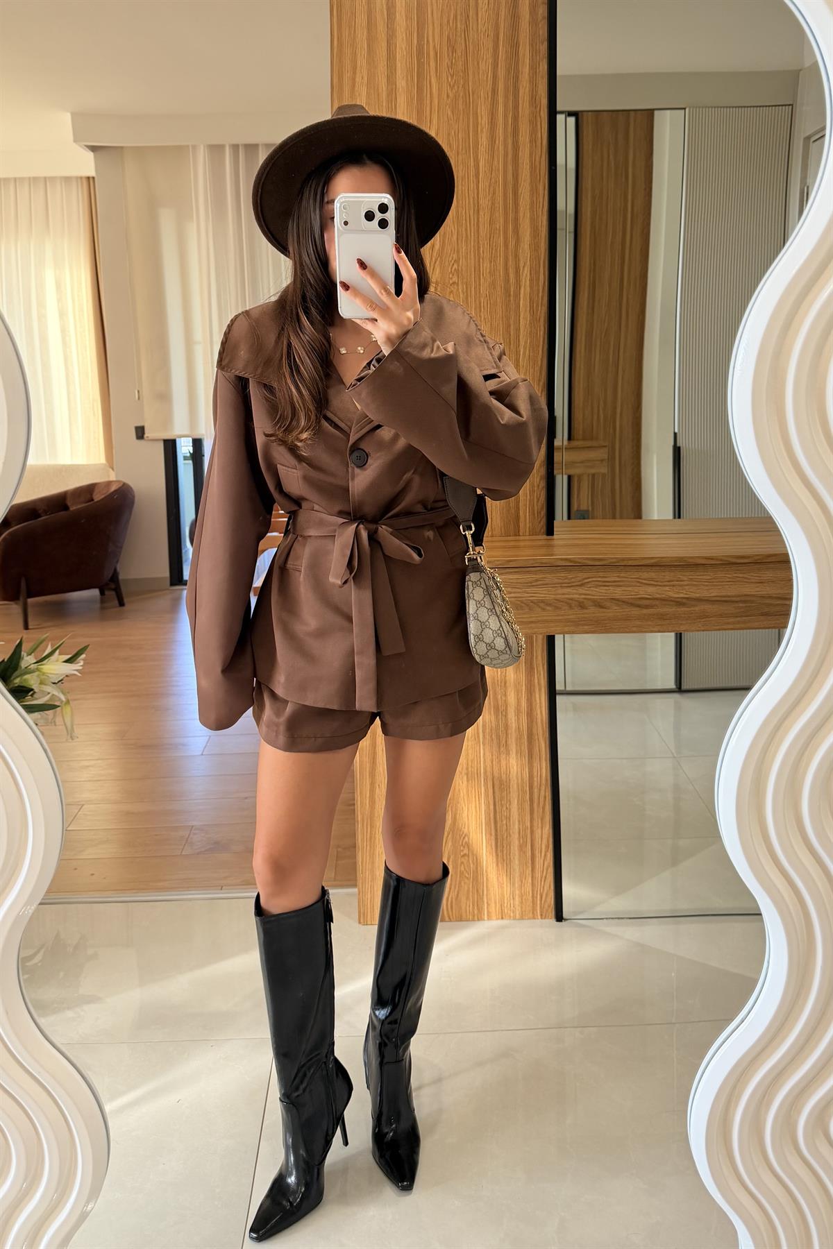 Rosendal Kahve Trenç Şort İkili Takım