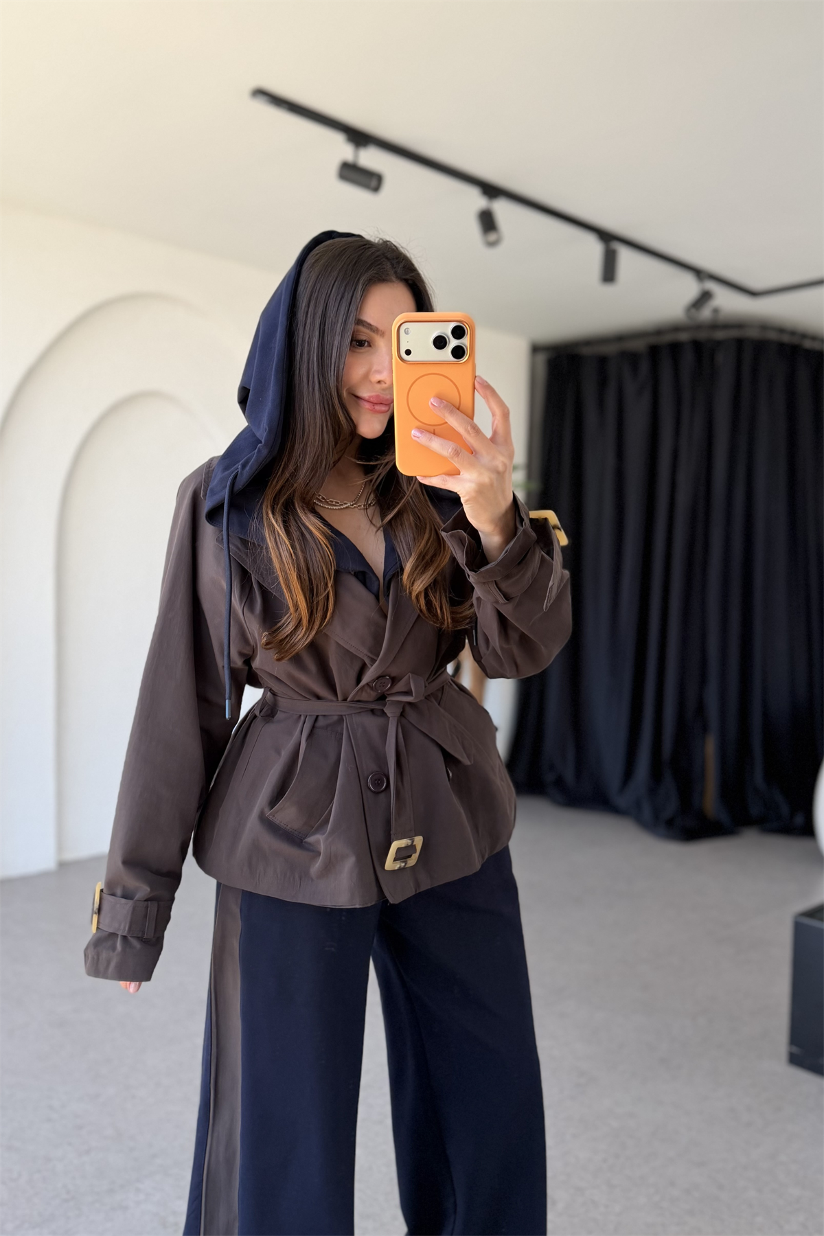 Rubert Kahve Lacivert Trenç Detaylı Kuşaklı Takım