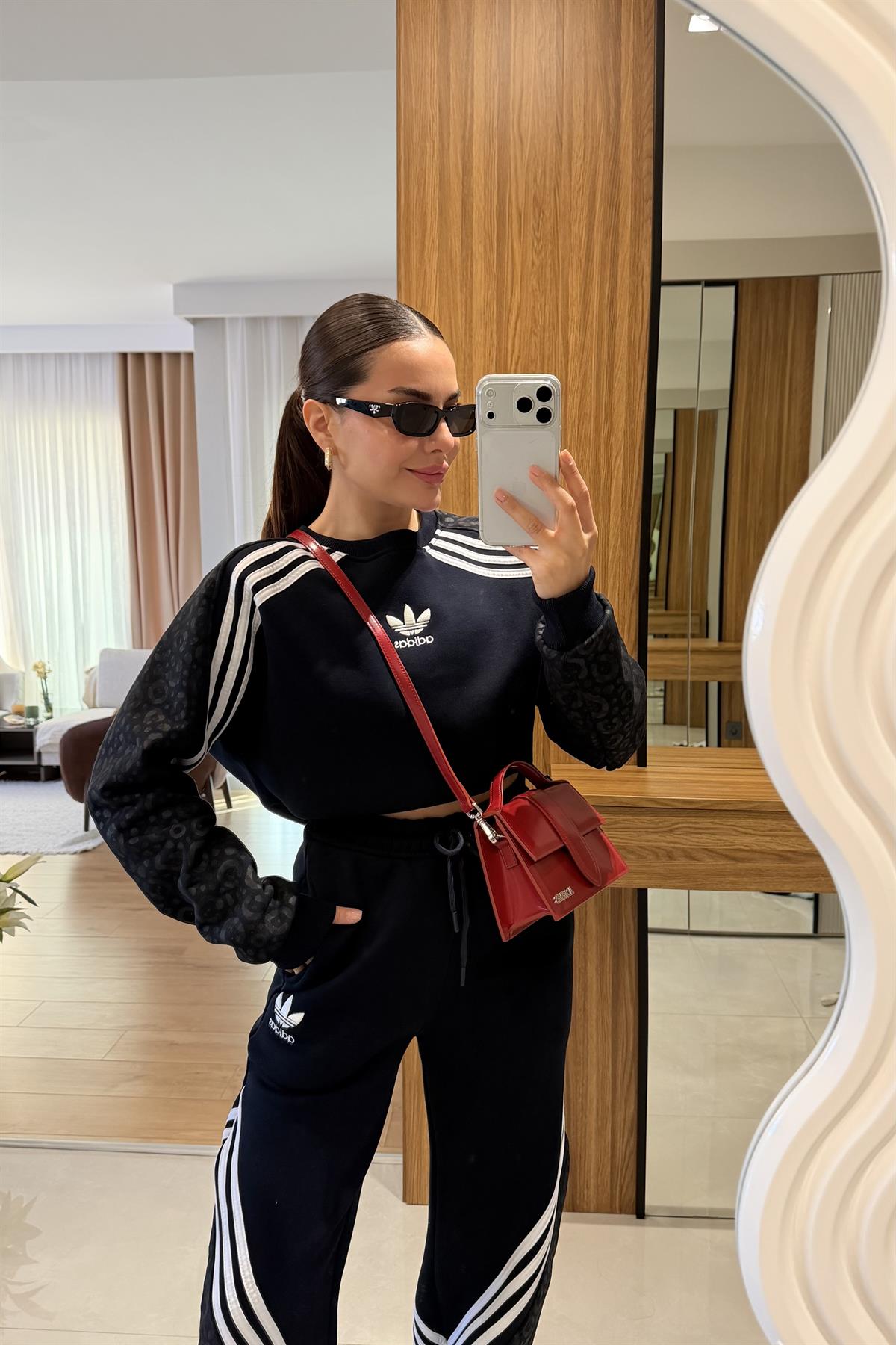 Rusian Siyah Şeritli Şardonlu Eşofman Takımı