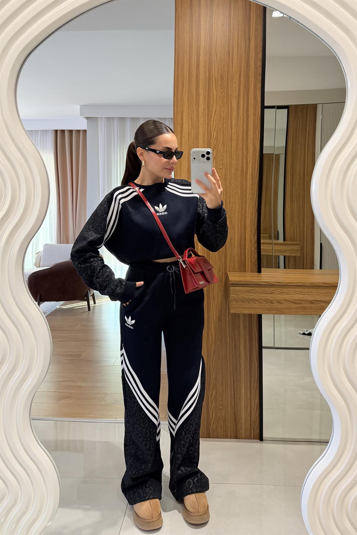 Rusian Siyah Şeritli Şardonlu Eşofman Takımı