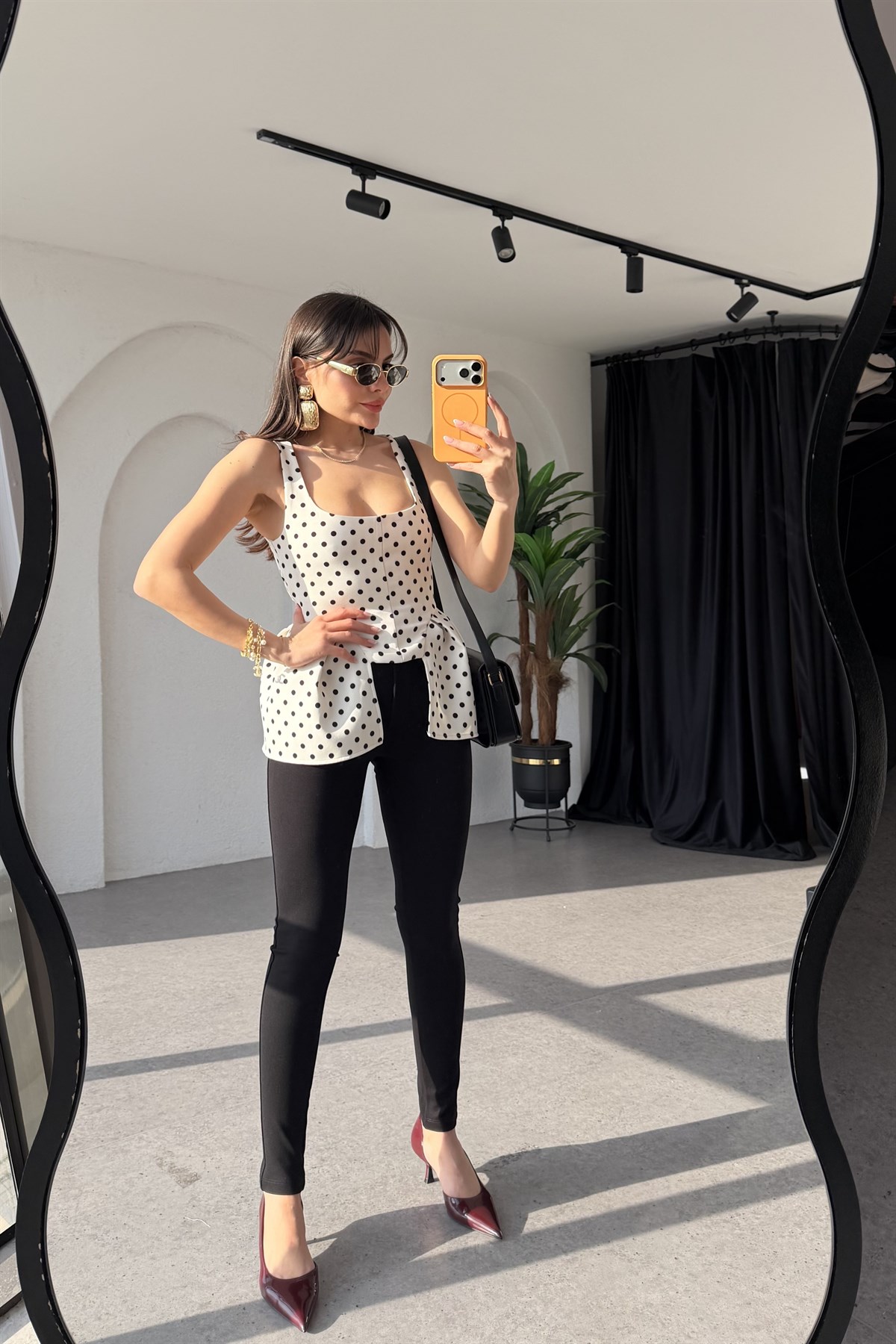 Russie Beyaz Puantiyeli Peplum Bluz