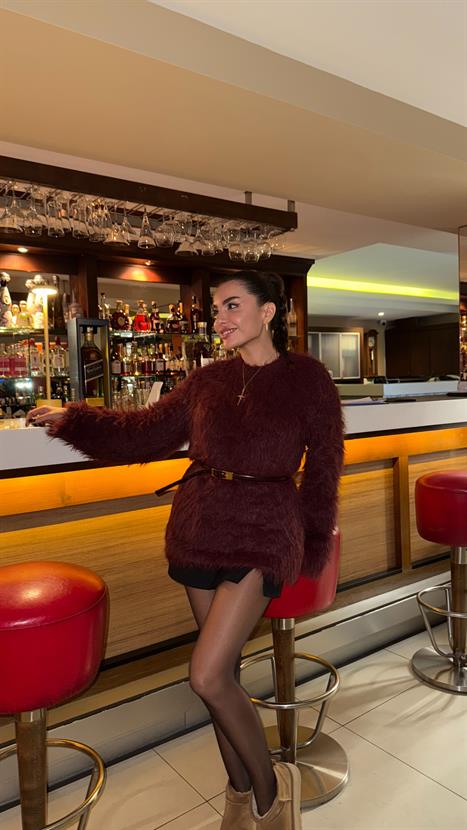 Sakallı bordo kazak